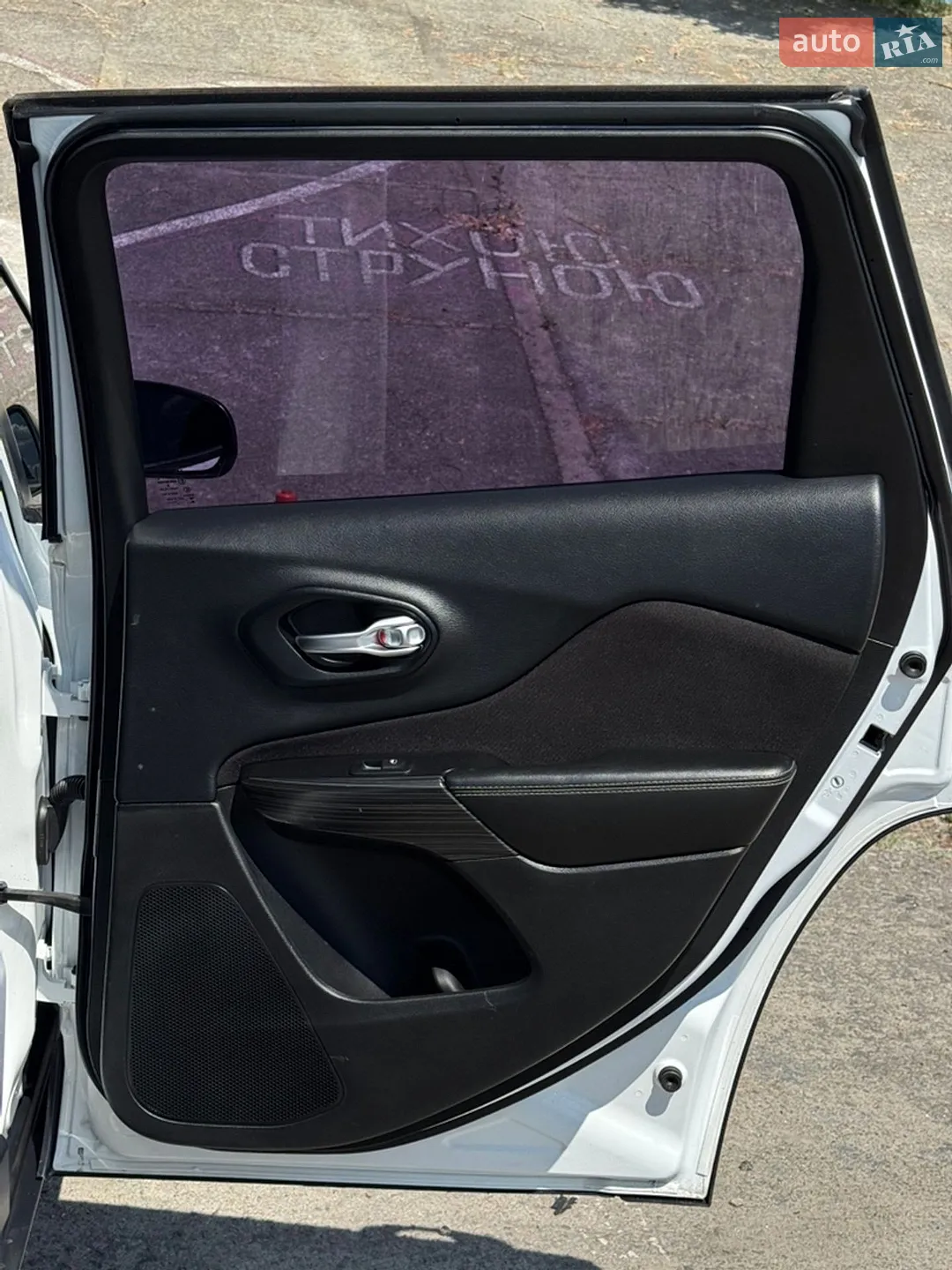 2015 Jeep Cherokee - мініатюра 34