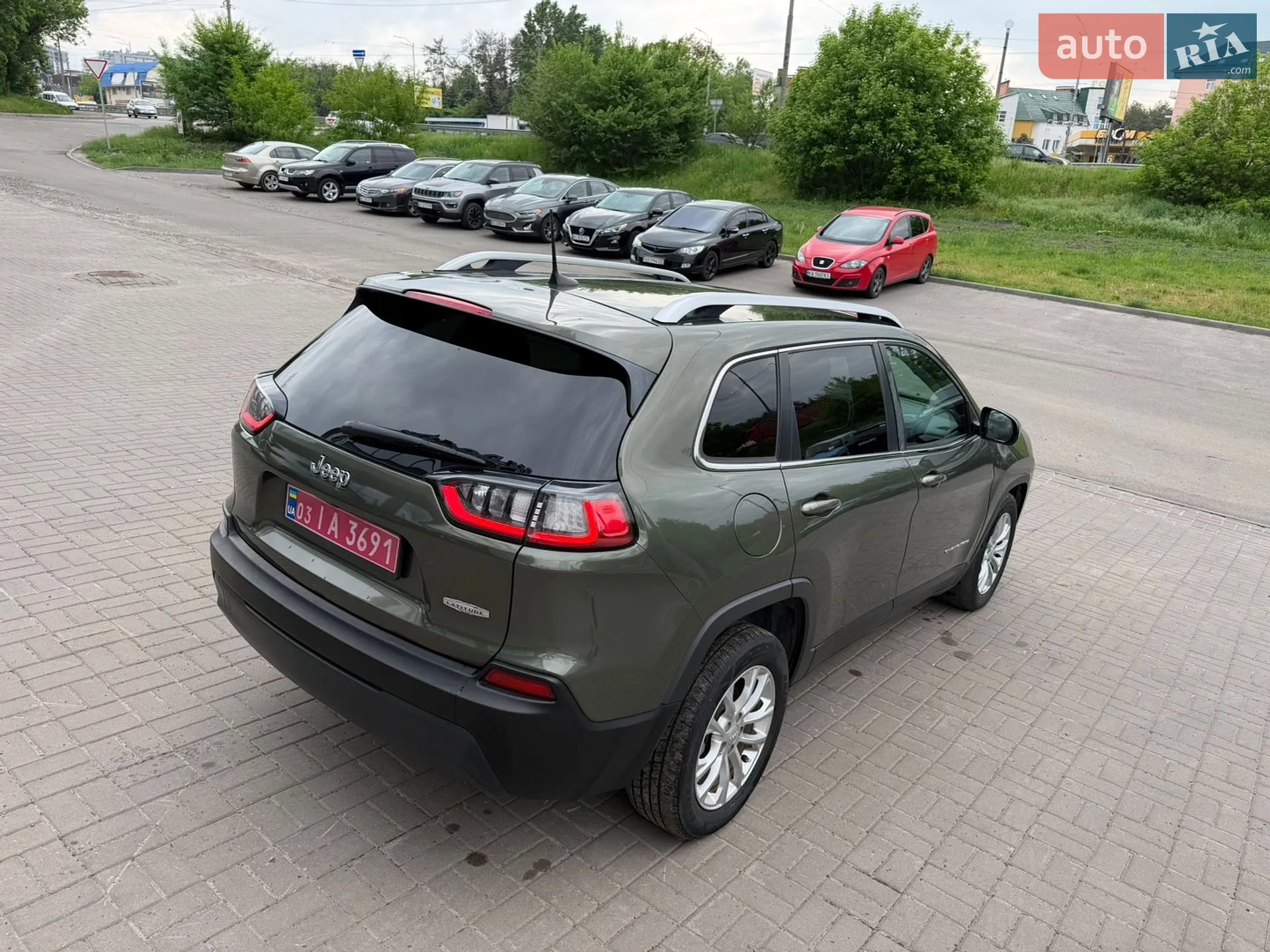 2018 Jeep Cherokee - мініатюра 14