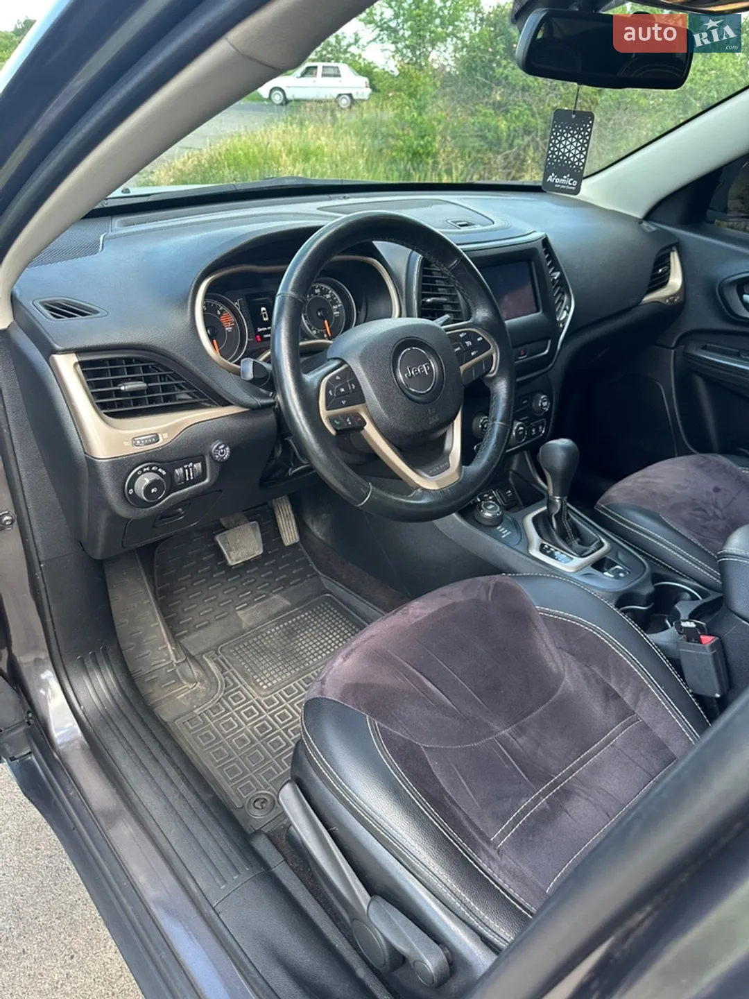 2016 Jeep Cherokee - мініатюра 9