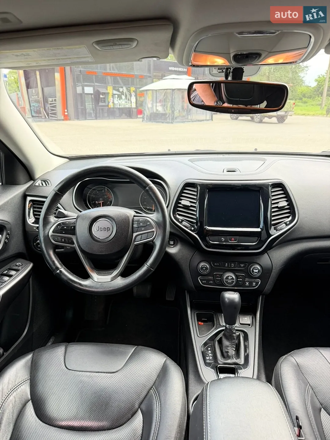 2018 Jeep Cherokee - мініатюра 32