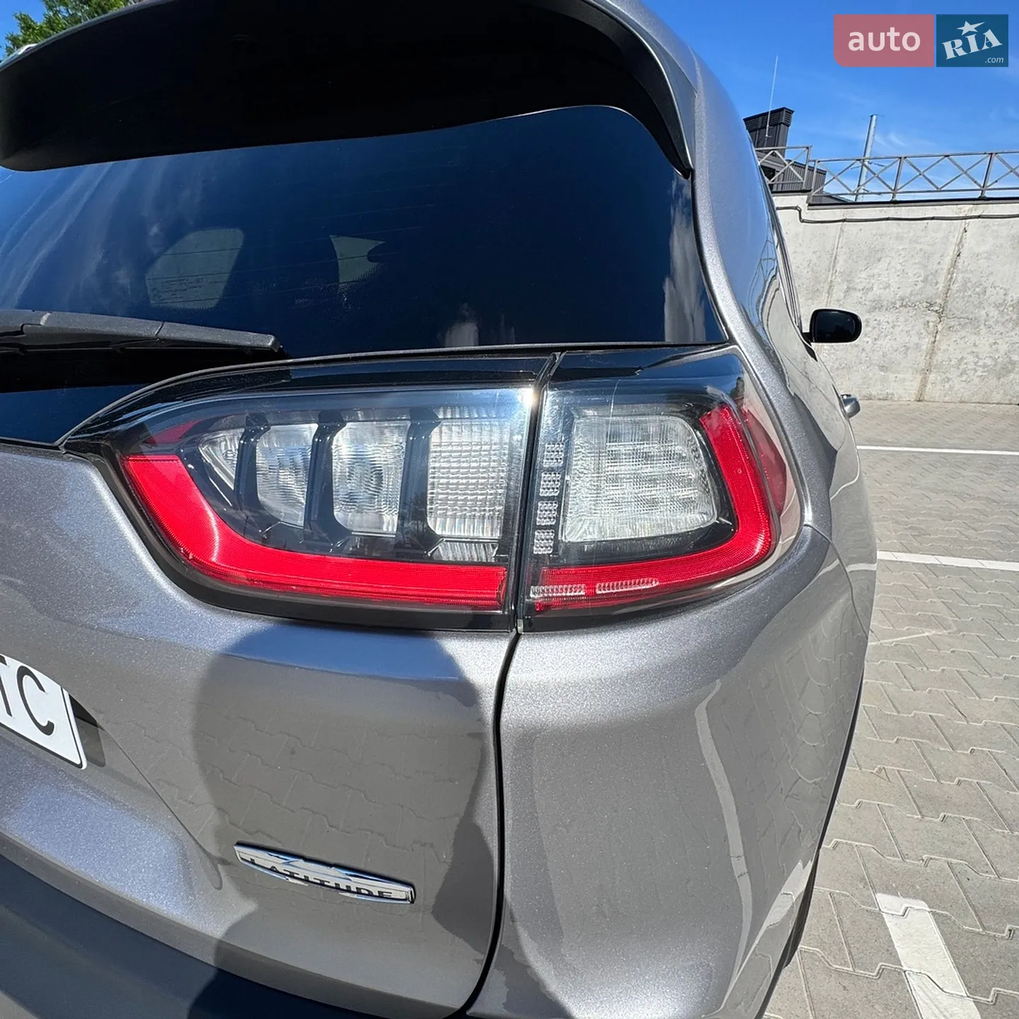 2018 Jeep Cherokee - мініатюра 13