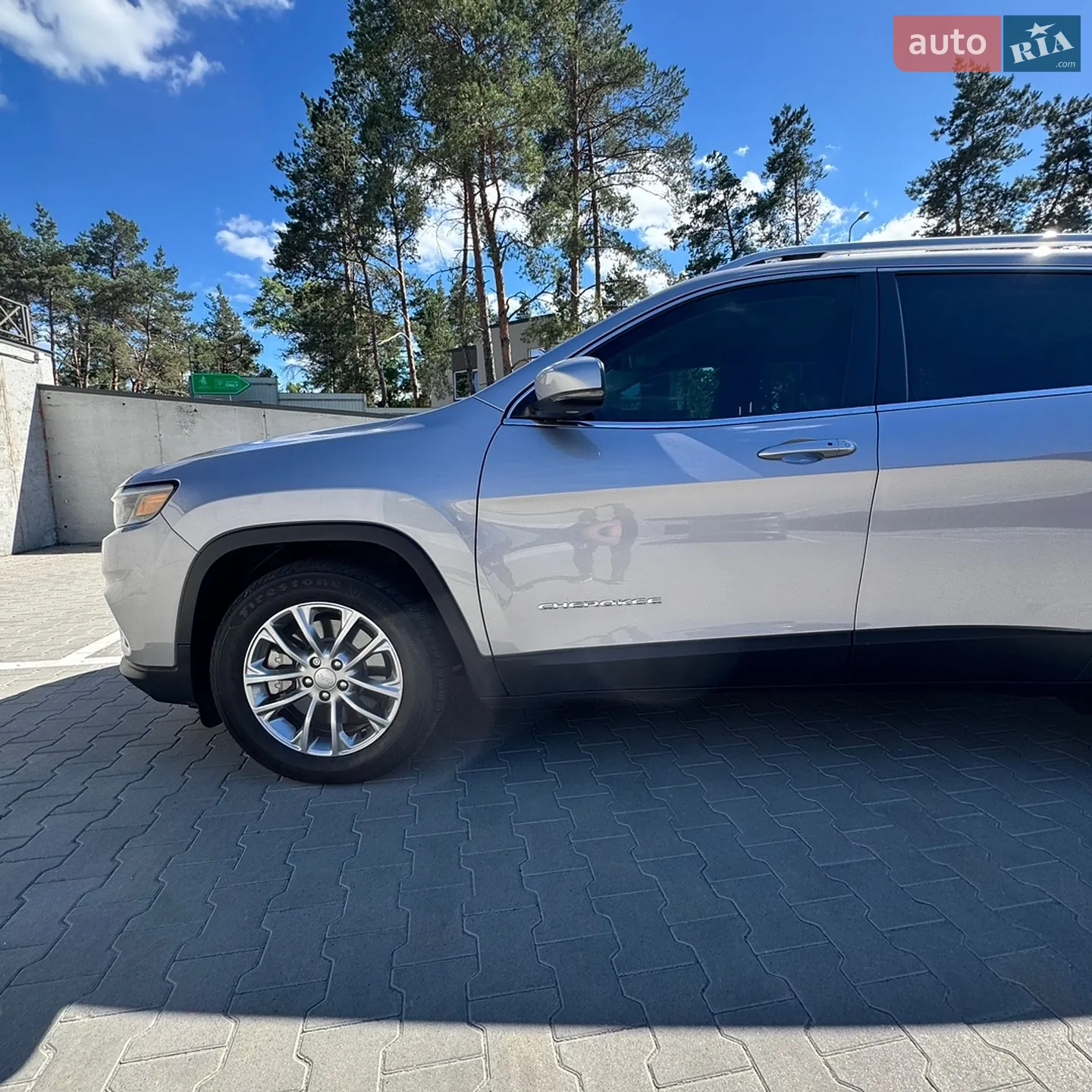 2018 Jeep Cherokee - мініатюра 17