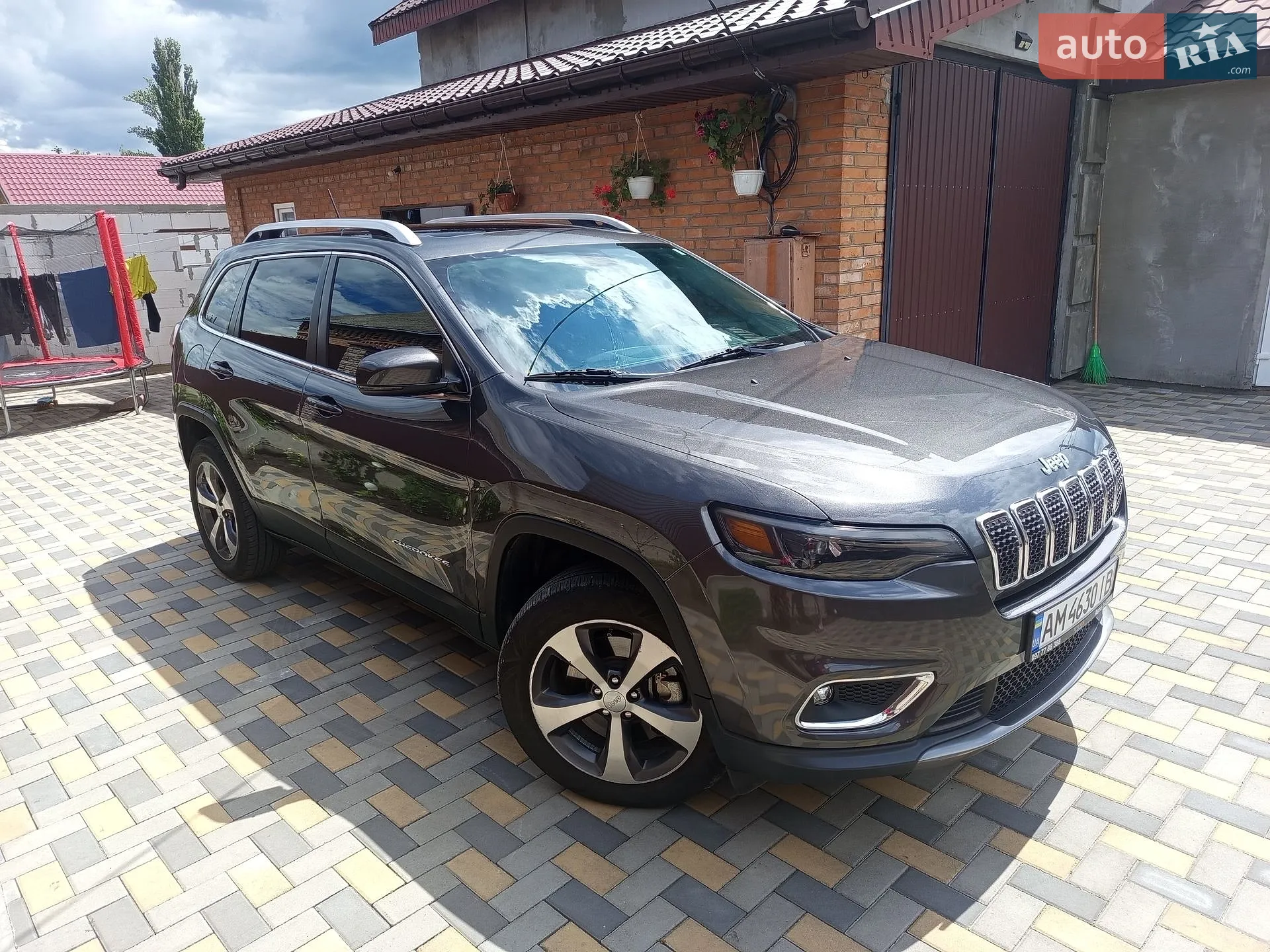 2020 Jeep Cherokee - мініатюра 4