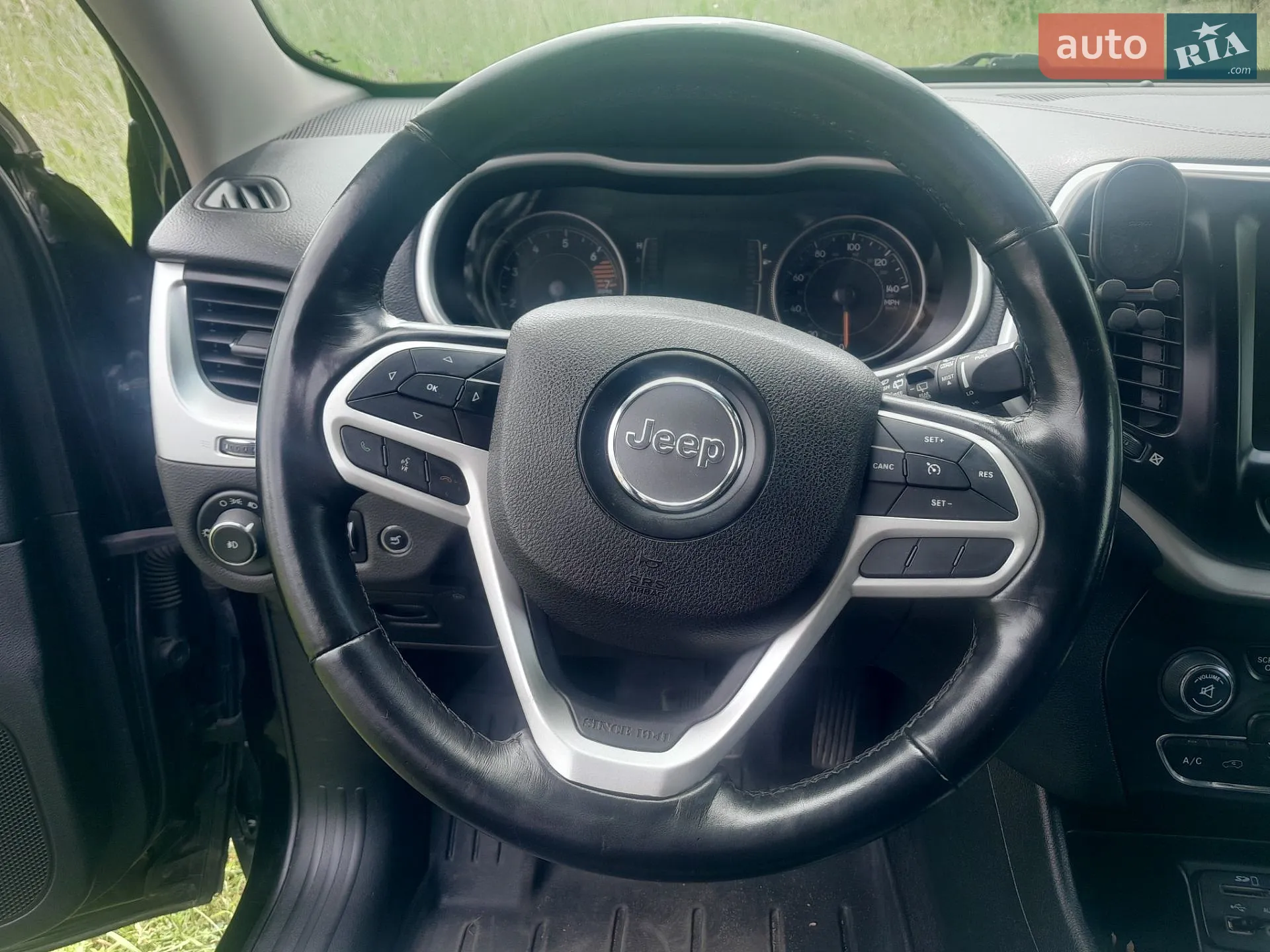 2017 Jeep Cherokee - мініатюра 18