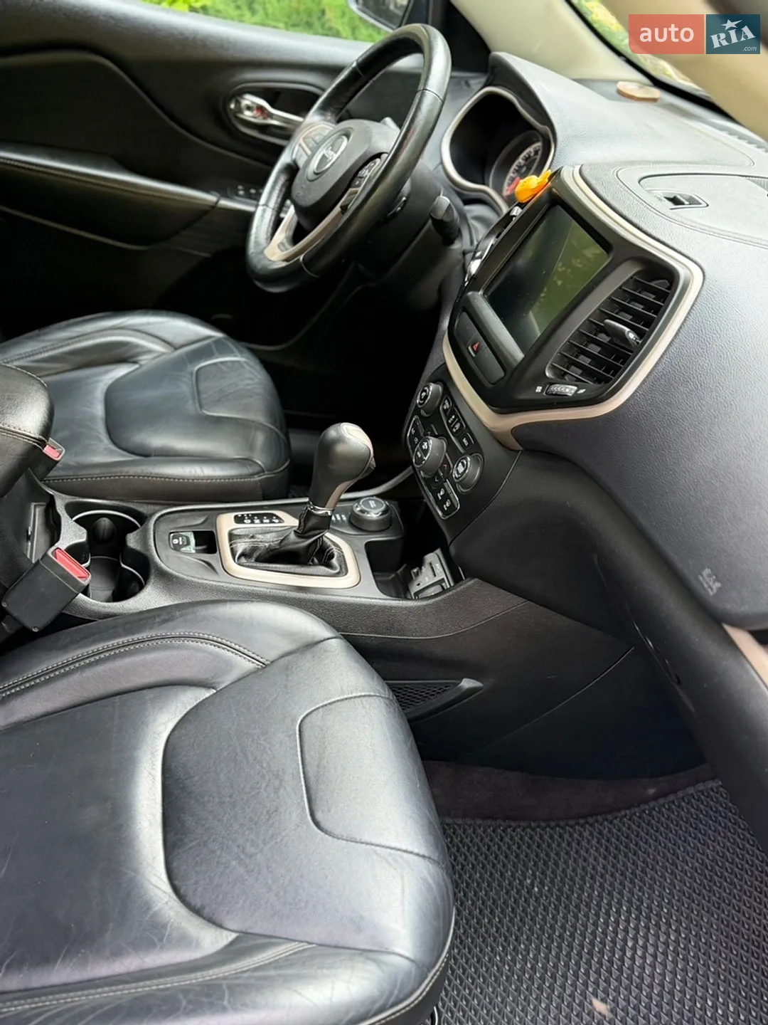2016 Jeep Cherokee - мініатюра 13