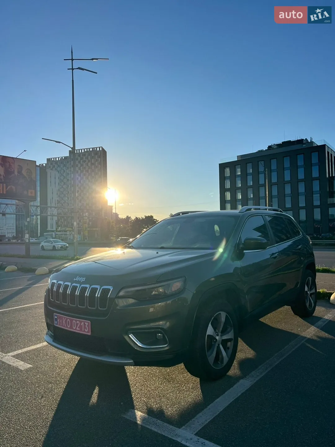 2020 Jeep Cherokee - мініатюра 5