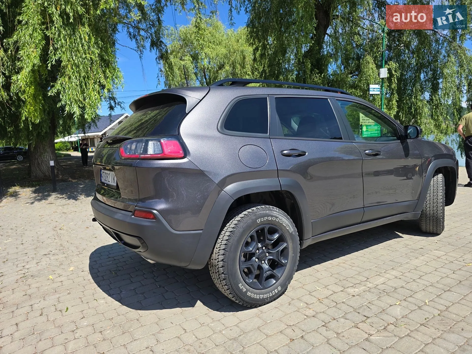 2022 Jeep Cherokee - мініатюра 11