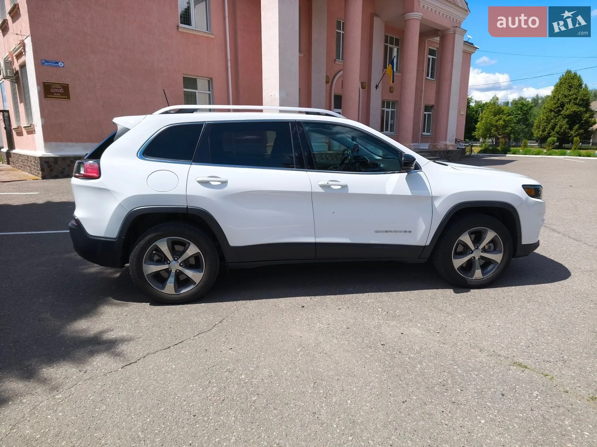 2019 Jeep Cherokee - мініатюра 10