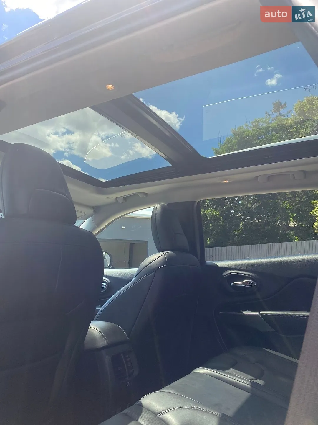 2021 Jeep Cherokee - мініатюра 22
