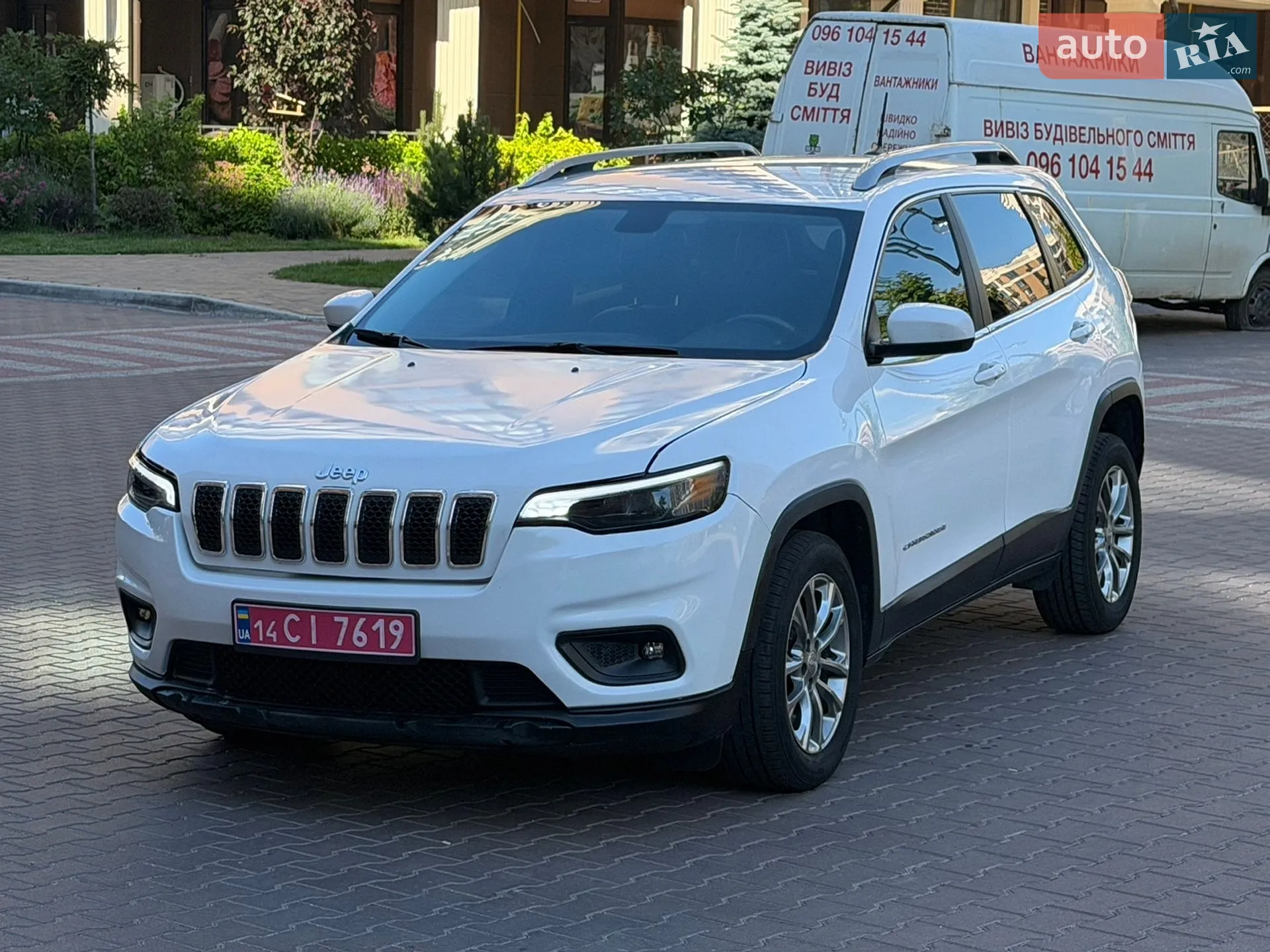 2019 Jeep Cherokee - мініатюра 2