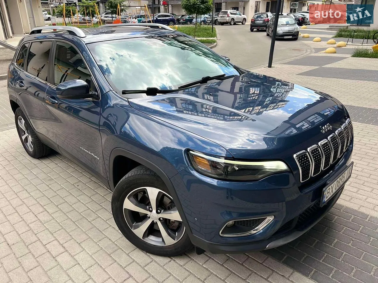 2020 Jeep Cherokee - мініатюра 22