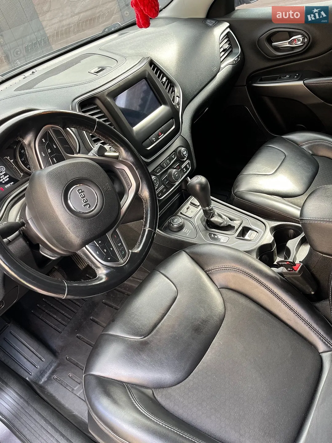 2019 Jeep Cherokee - мініатюра 3