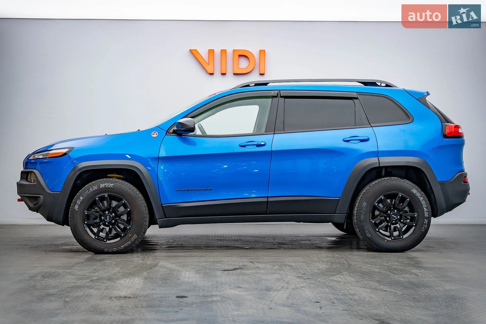 2017 Jeep Cherokee - мініатюра 3