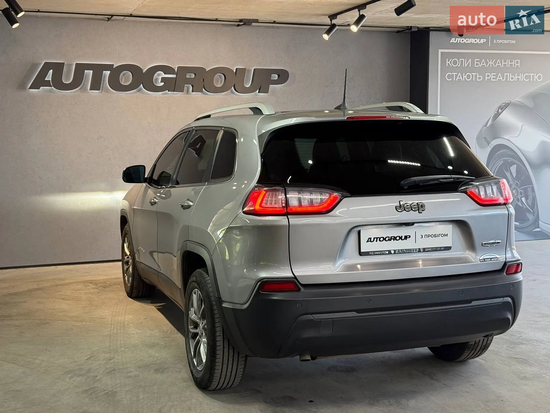 2019 Jeep Cherokee - мініатюра 6