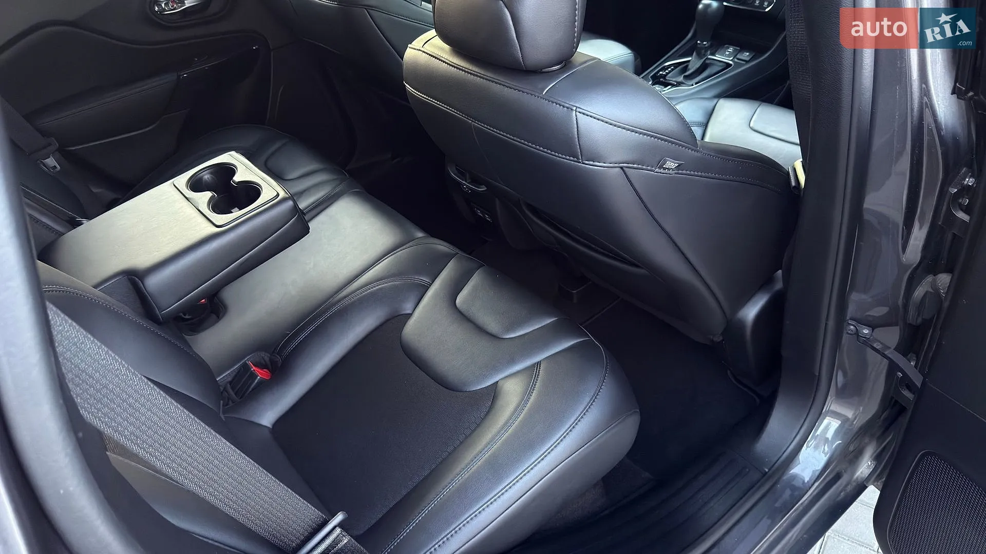 2021 Jeep Cherokee - мініатюра 41