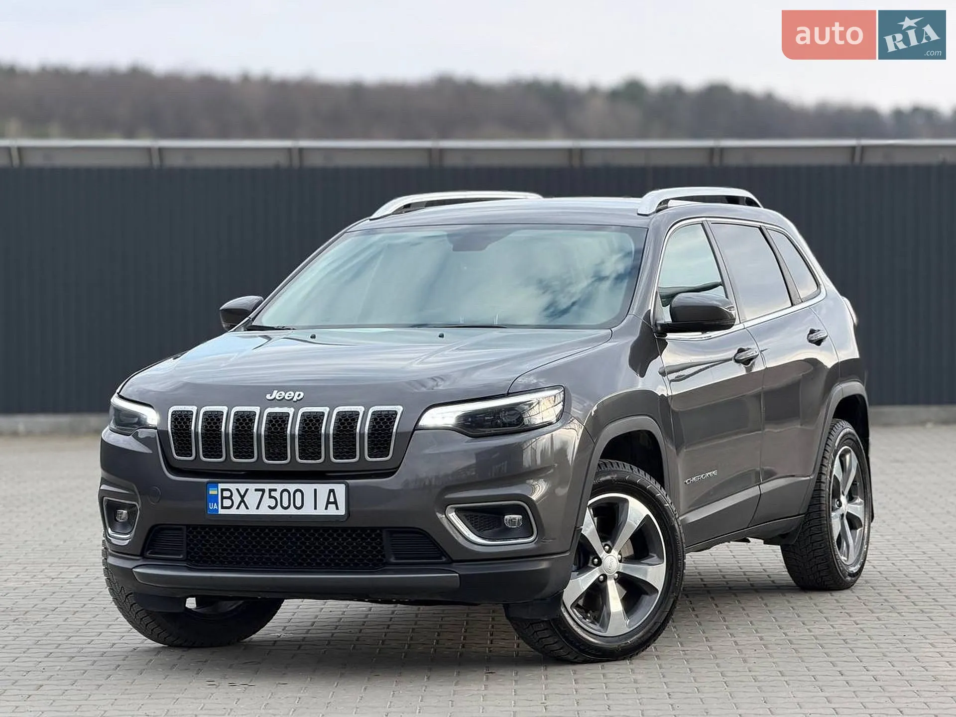 2019 Jeep Cherokee - мініатюра 44