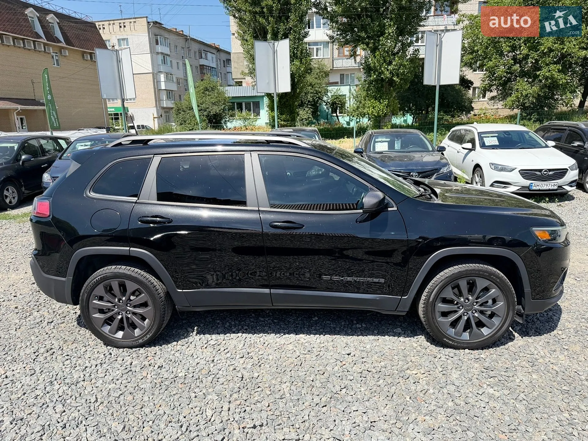 2020 Jeep Cherokee - мініатюра 15
