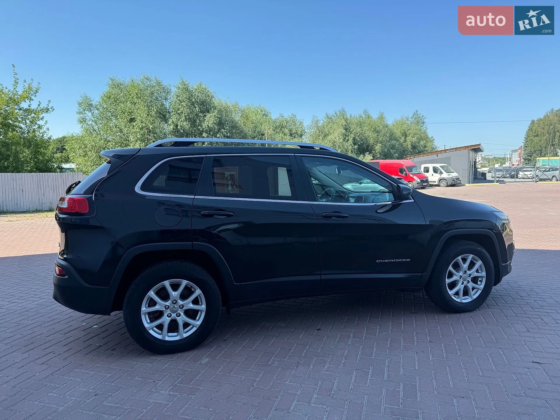 2016 Jeep Cherokee - мініатюра 5