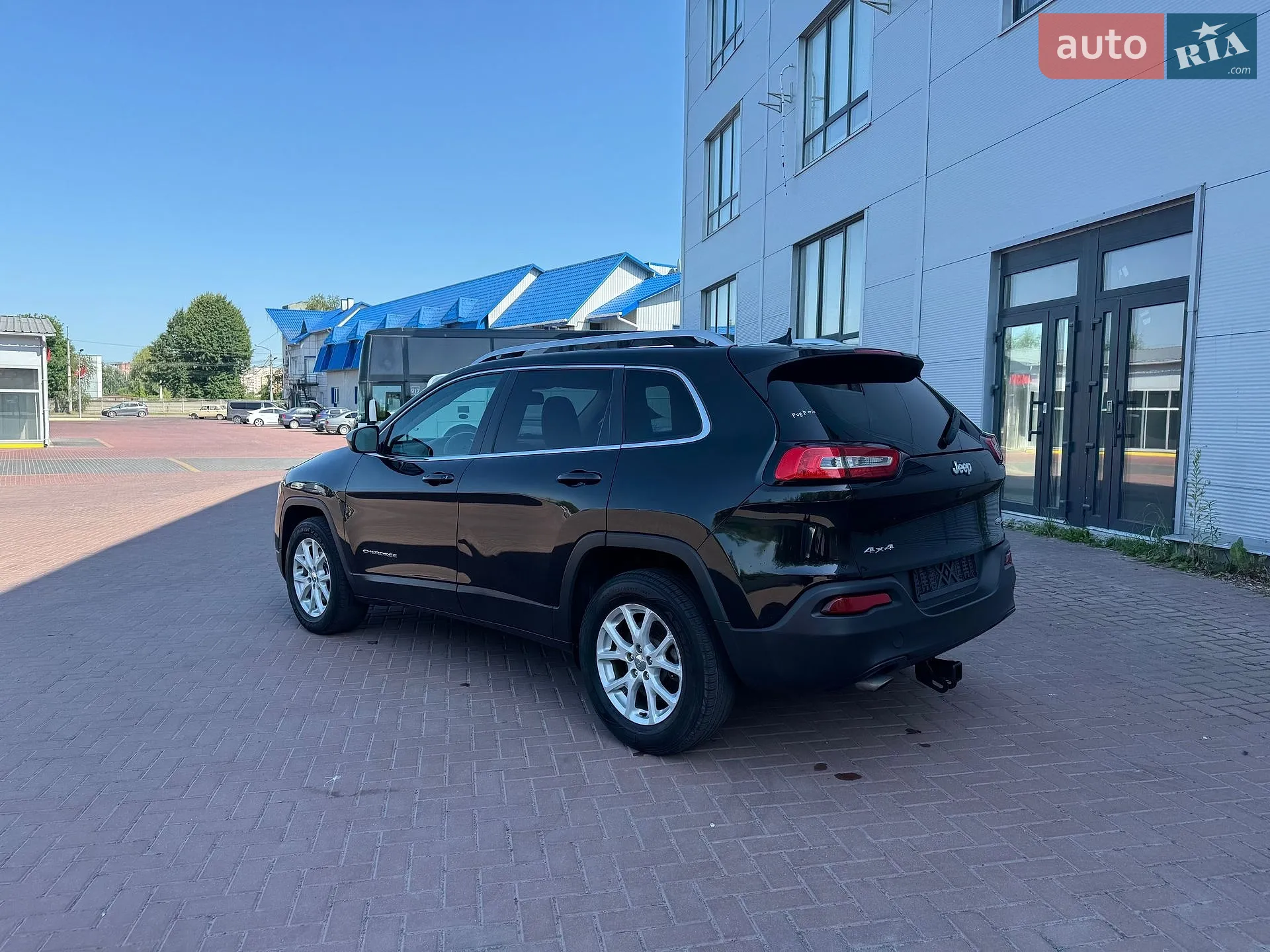2016 Jeep Cherokee - мініатюра 12