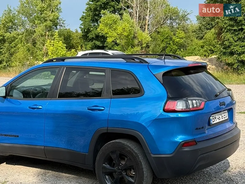 Jeep Cherokee 2019 VIN 1C4PJMLBXLD536919 фото оголошення 7 з 70