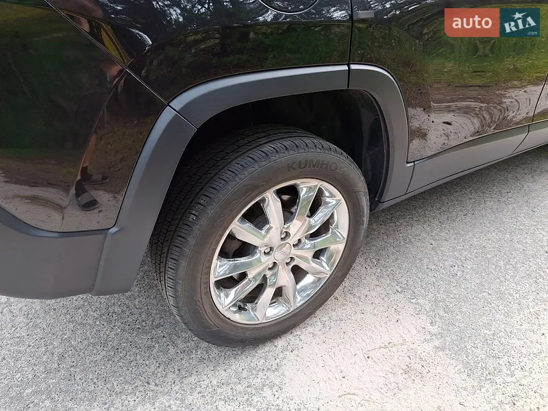 Jeep Cherokee 2014 VIN 1C4PJMDY6EW320088 фото оголошення 15 з 103