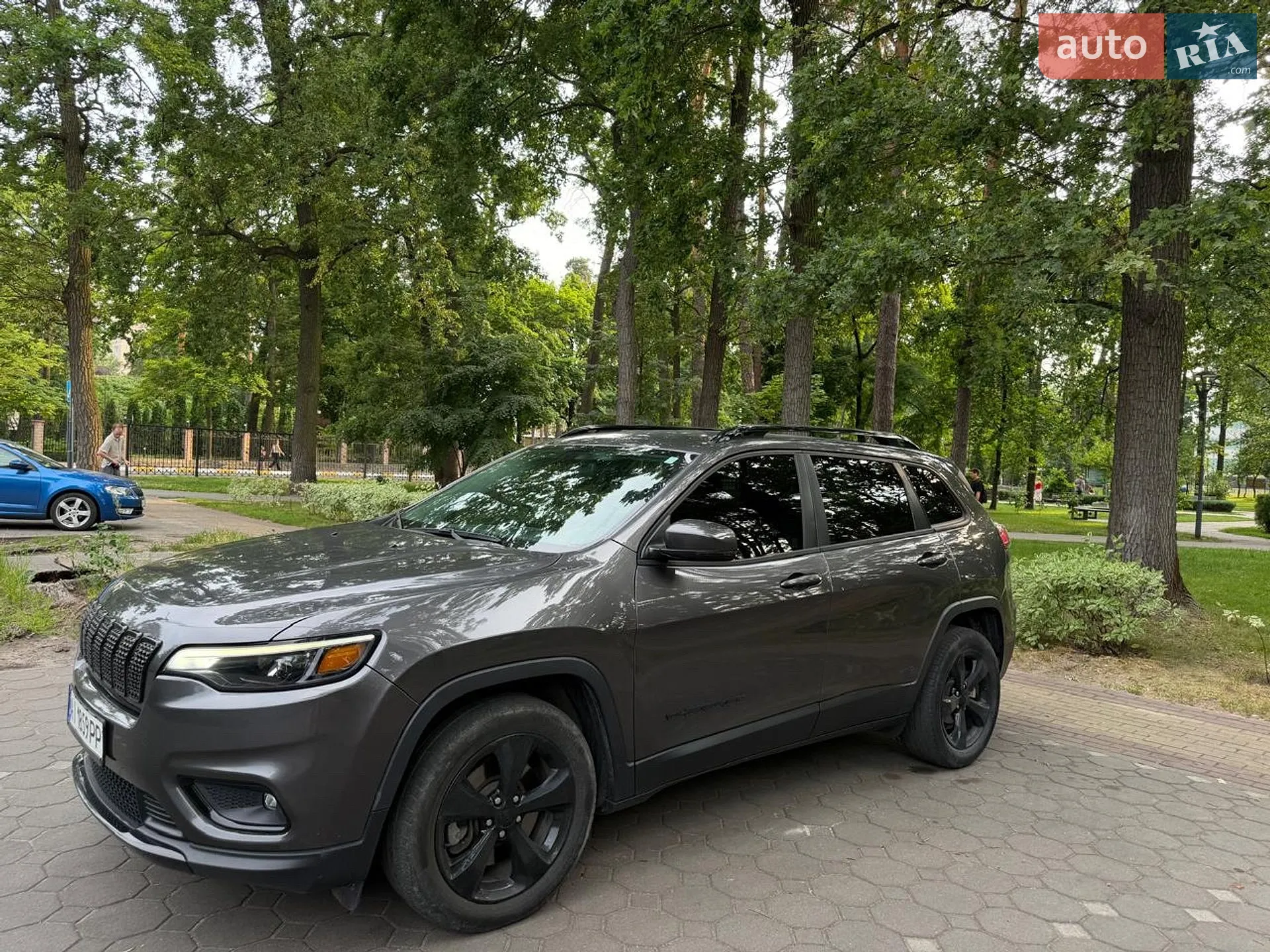 2019 Jeep Cherokee - мініатюра 3