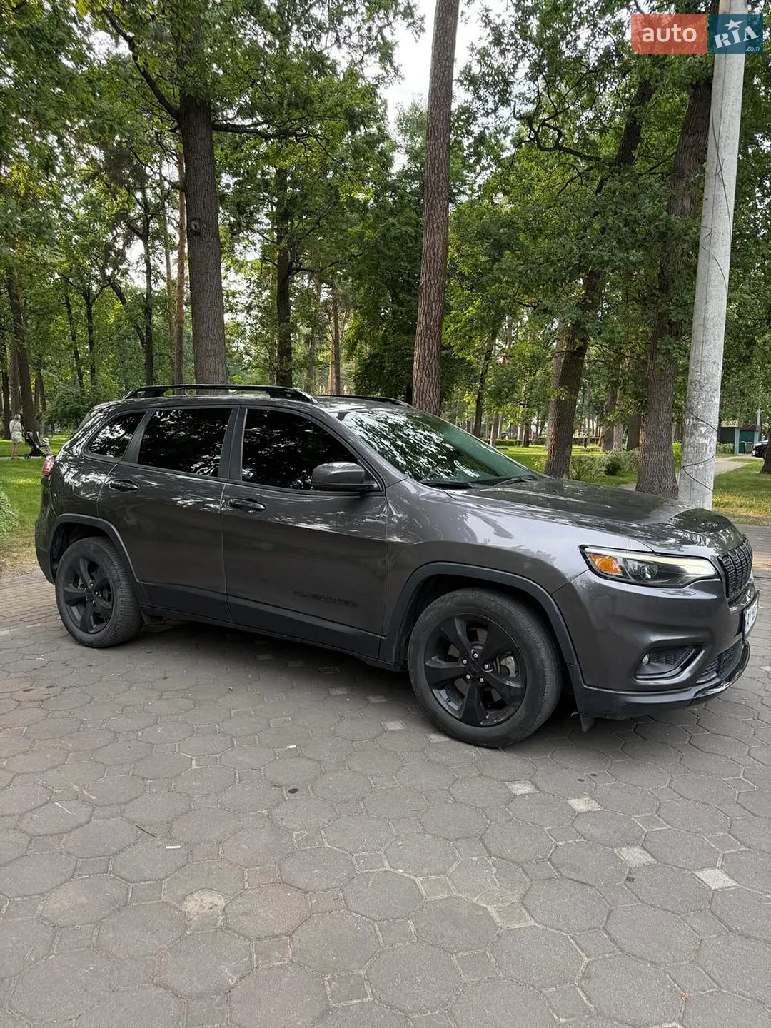 2019 Jeep Cherokee - мініатюра 6