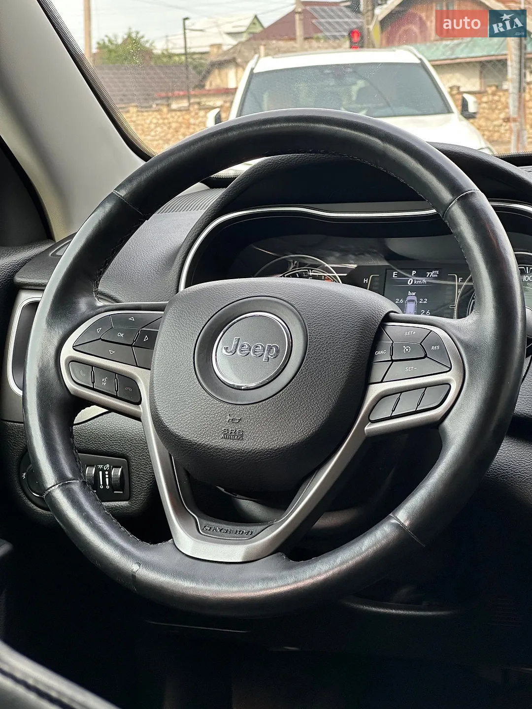 2018 Jeep Cherokee - мініатюра 12