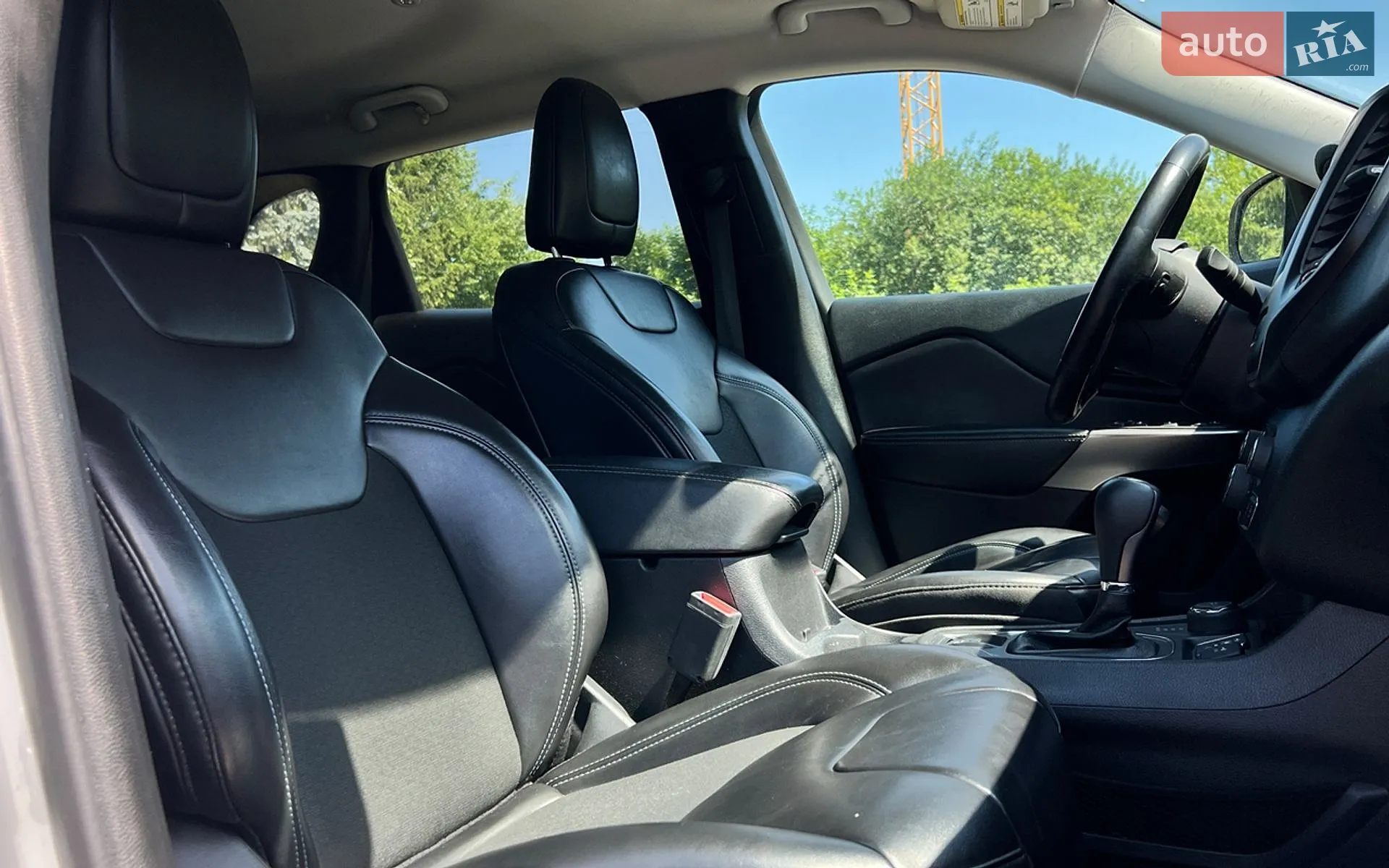 2019 Jeep Cherokee - мініатюра 19