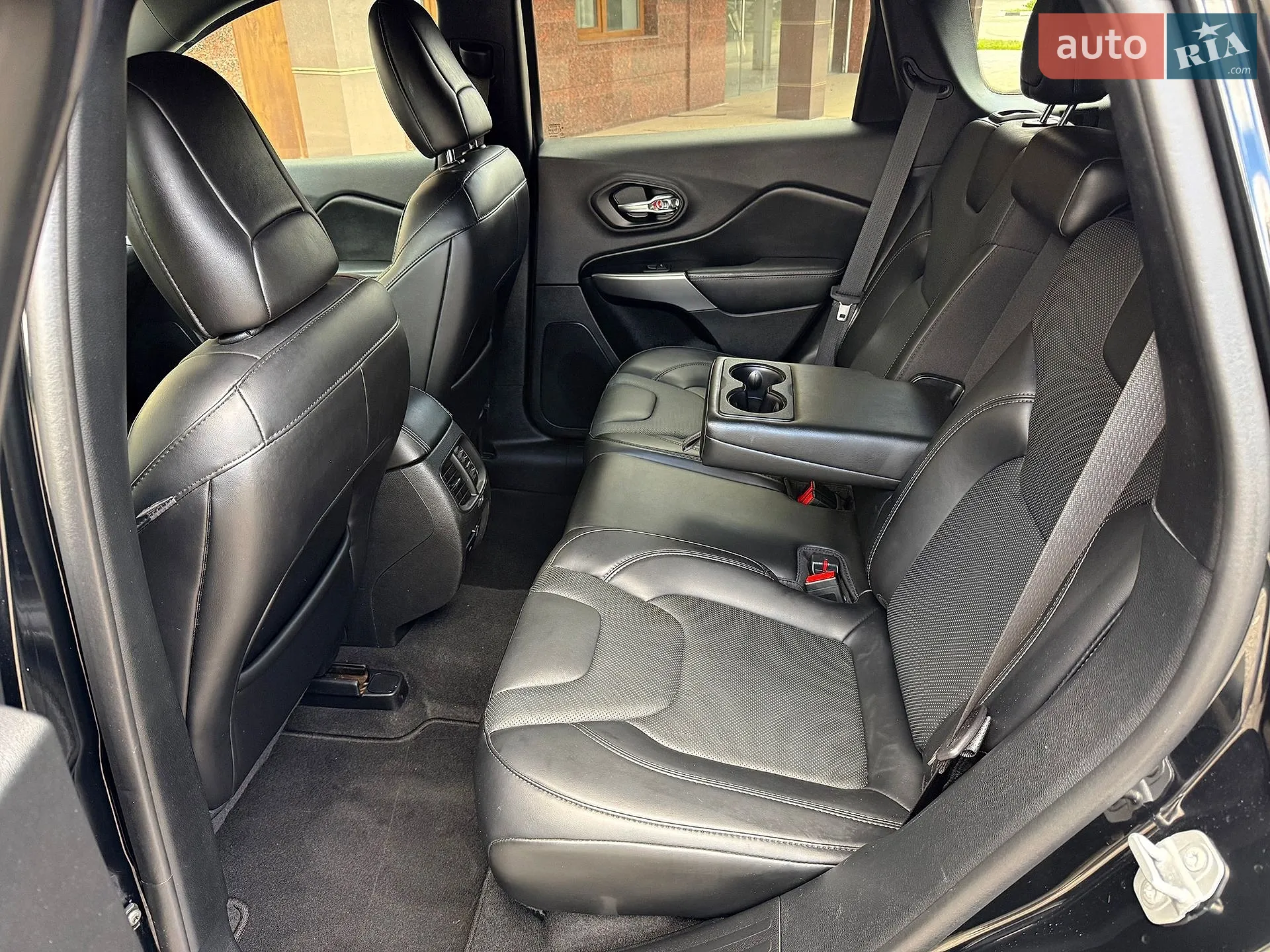 2019 Jeep Cherokee - мініатюра 86