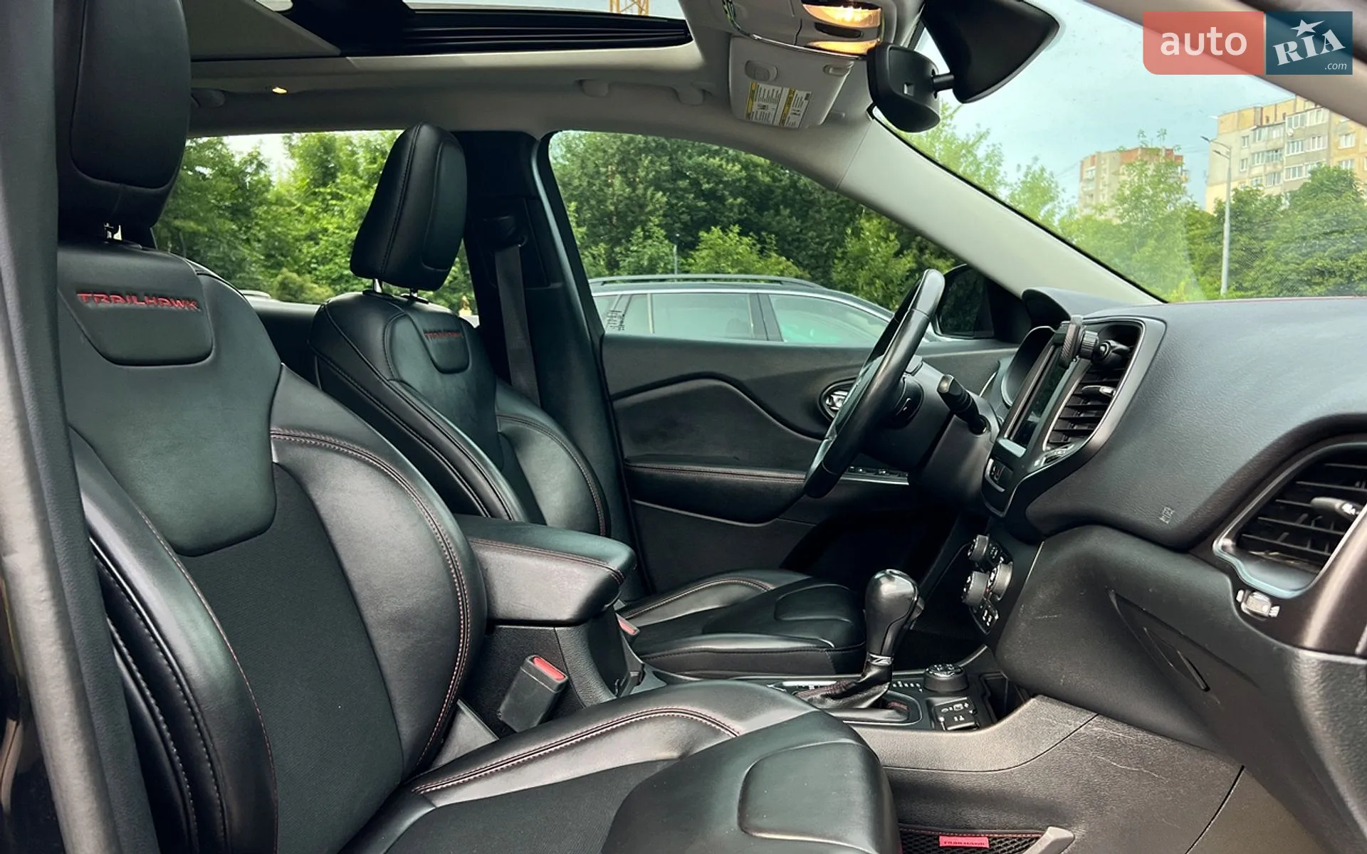 2019 Jeep Cherokee - мініатюра 22