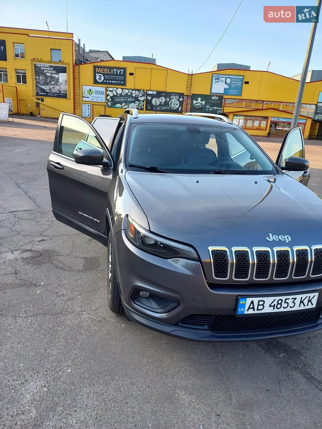 2019 Jeep Cherokee - мініатюра 2