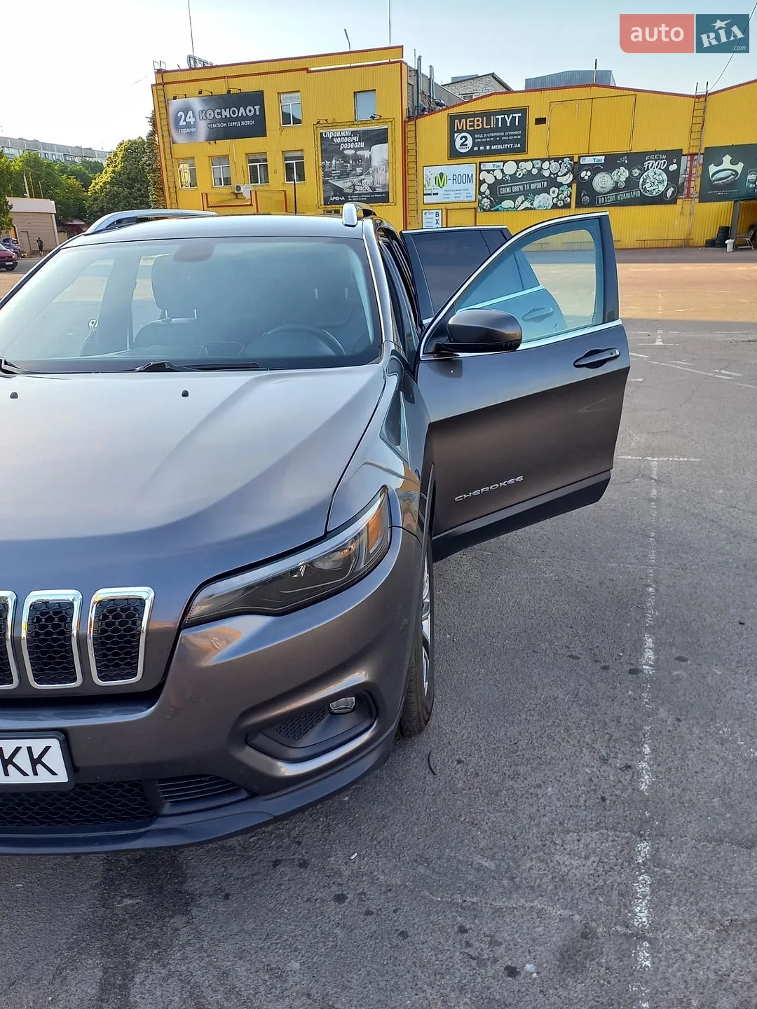 2019 Jeep Cherokee - мініатюра 26