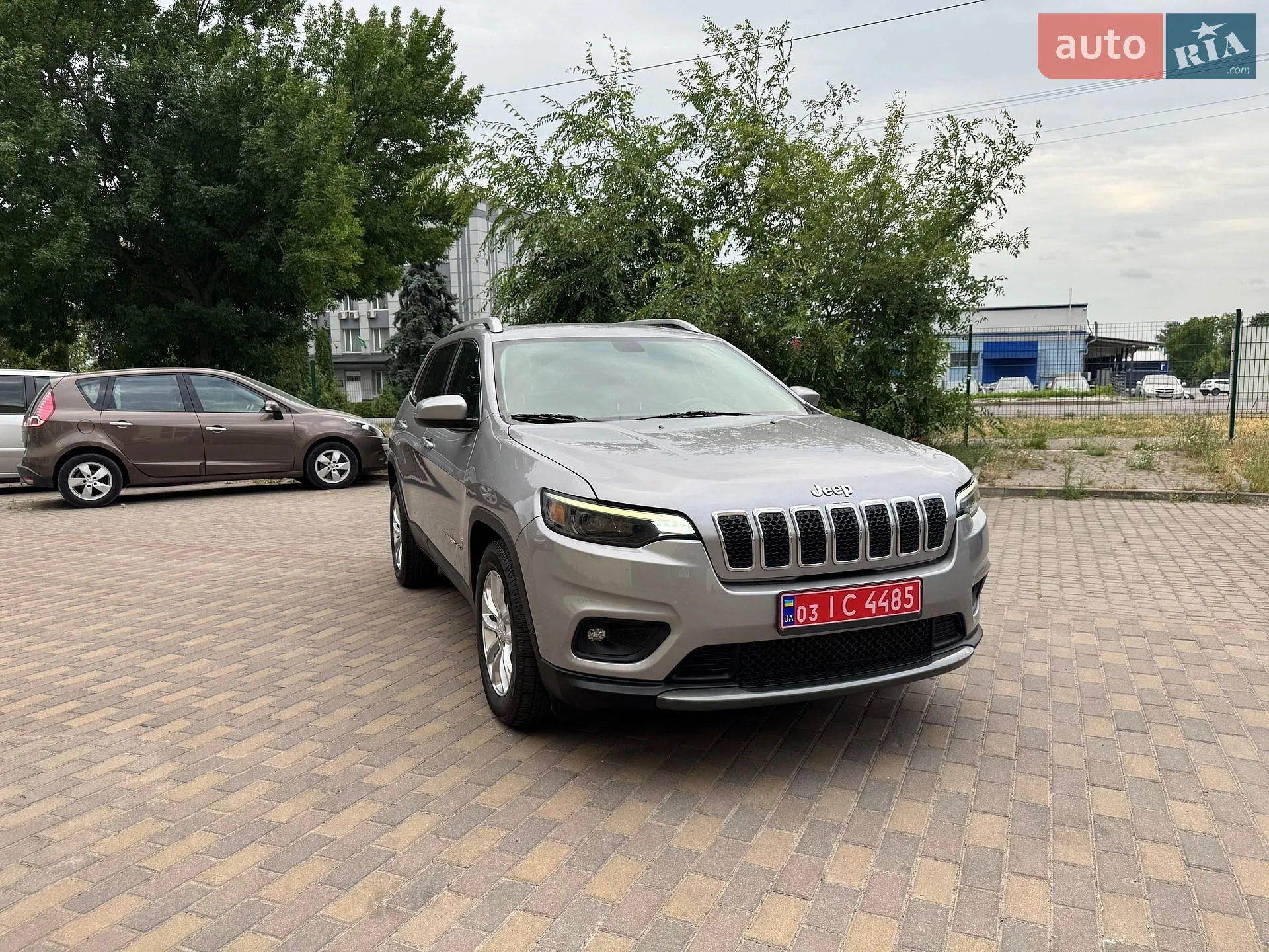 2018 Jeep Cherokee - мініатюра 2