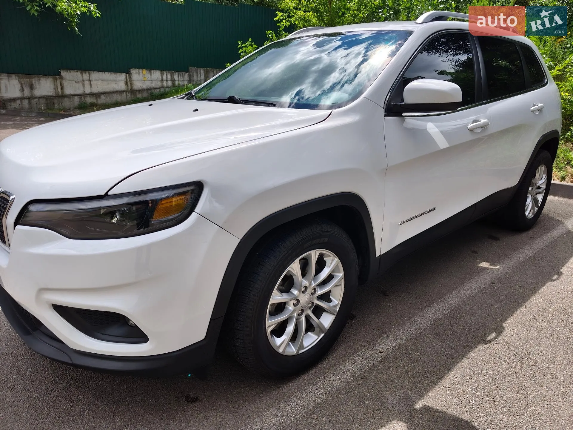 2019 Jeep Cherokee - мініатюра 3
