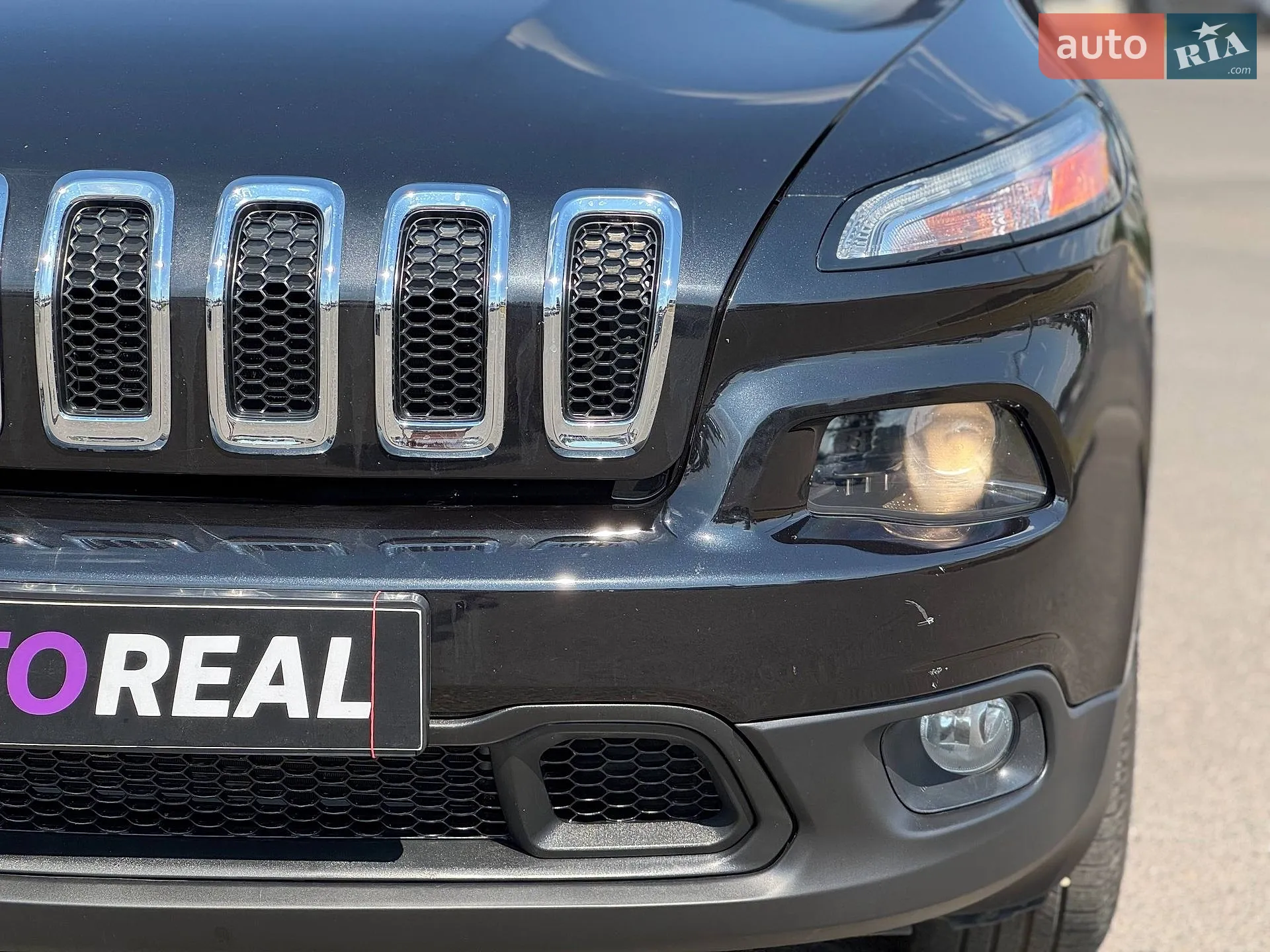 2015 Jeep Cherokee - мініатюра 8