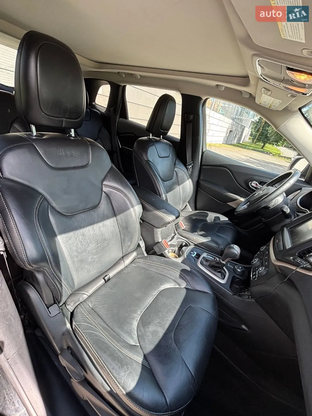 2016 Jeep Cherokee - мініатюра 21