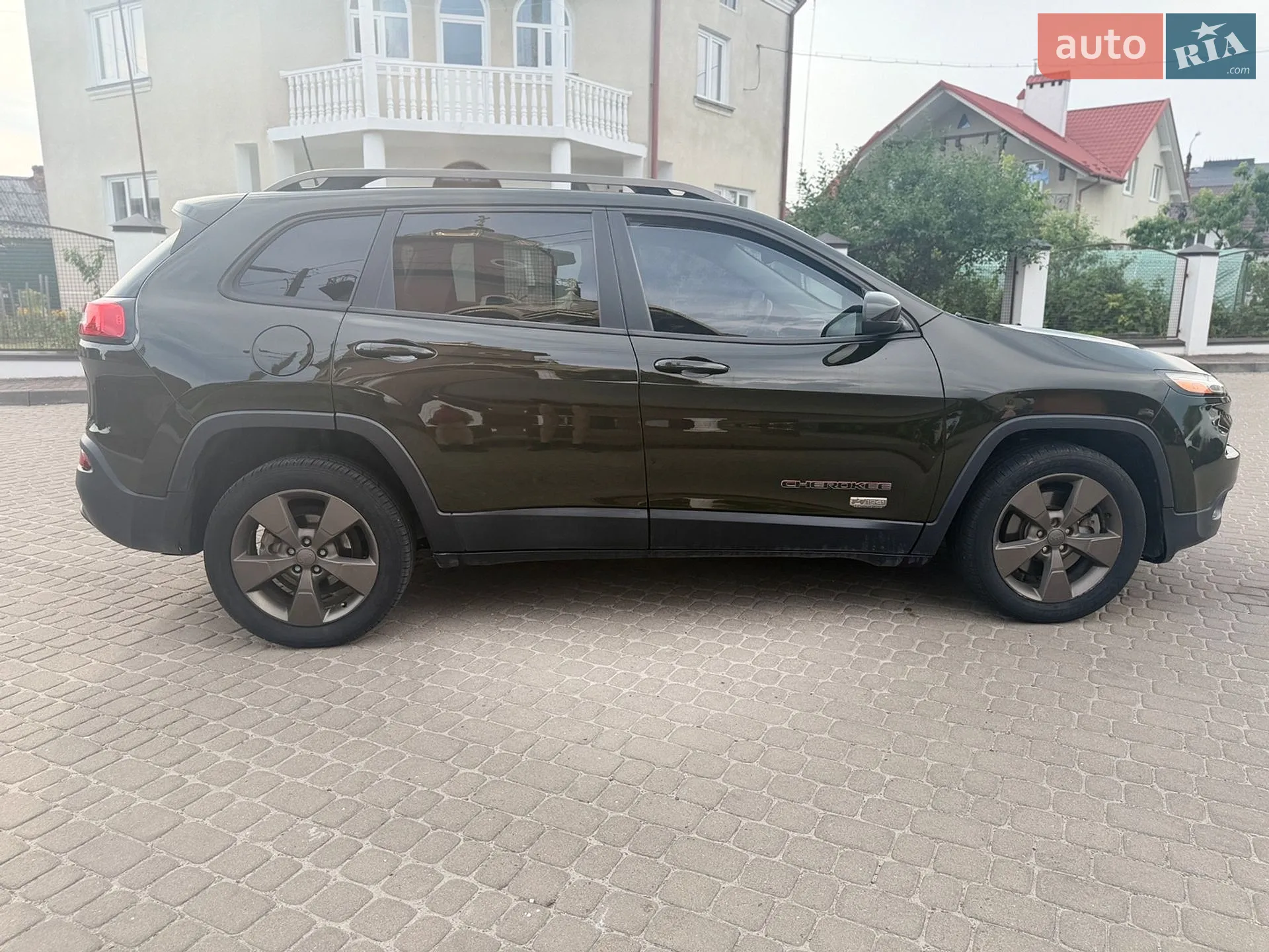 2016 Jeep Cherokee - мініатюра 7
