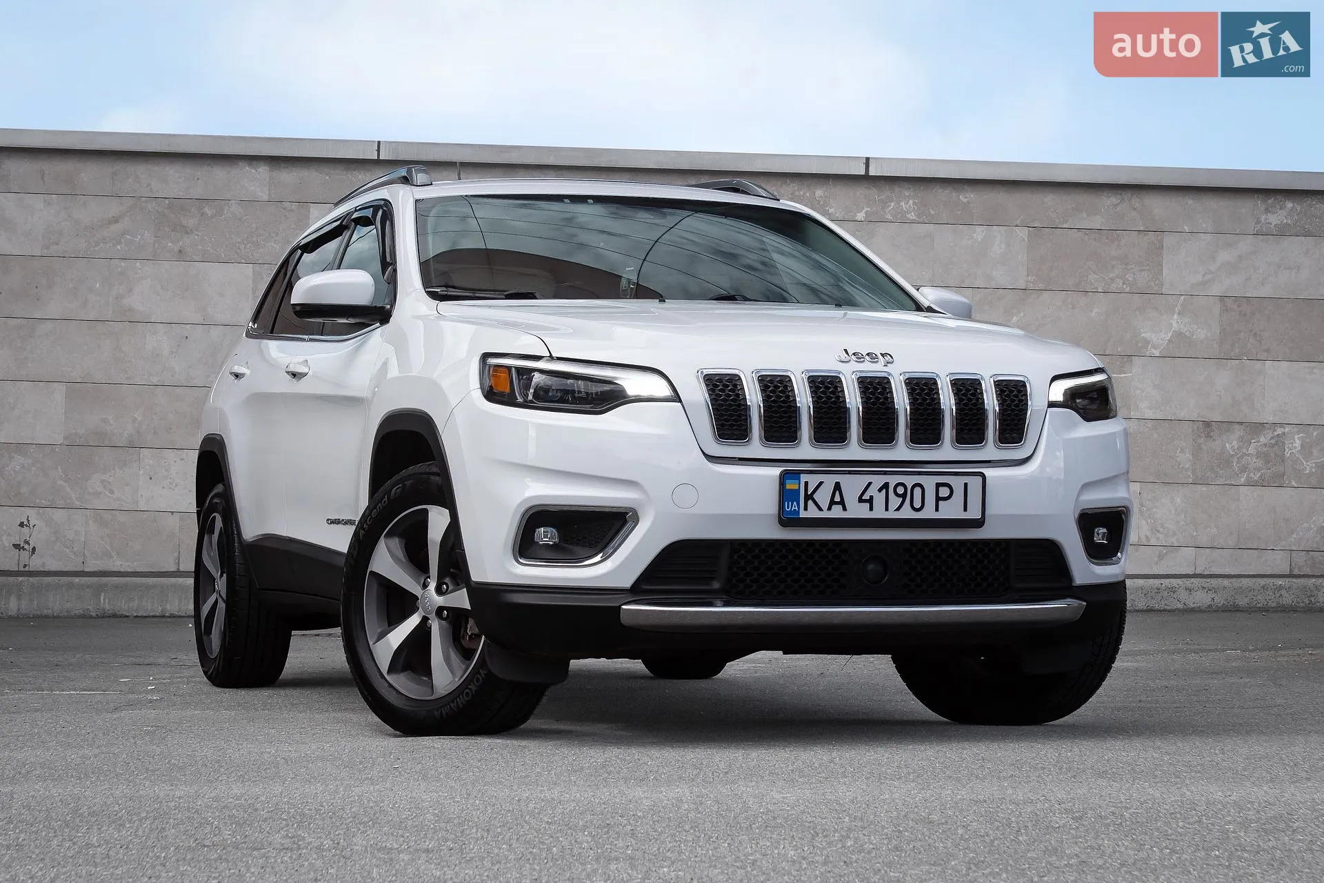 2020 Jeep Cherokee - фото 1