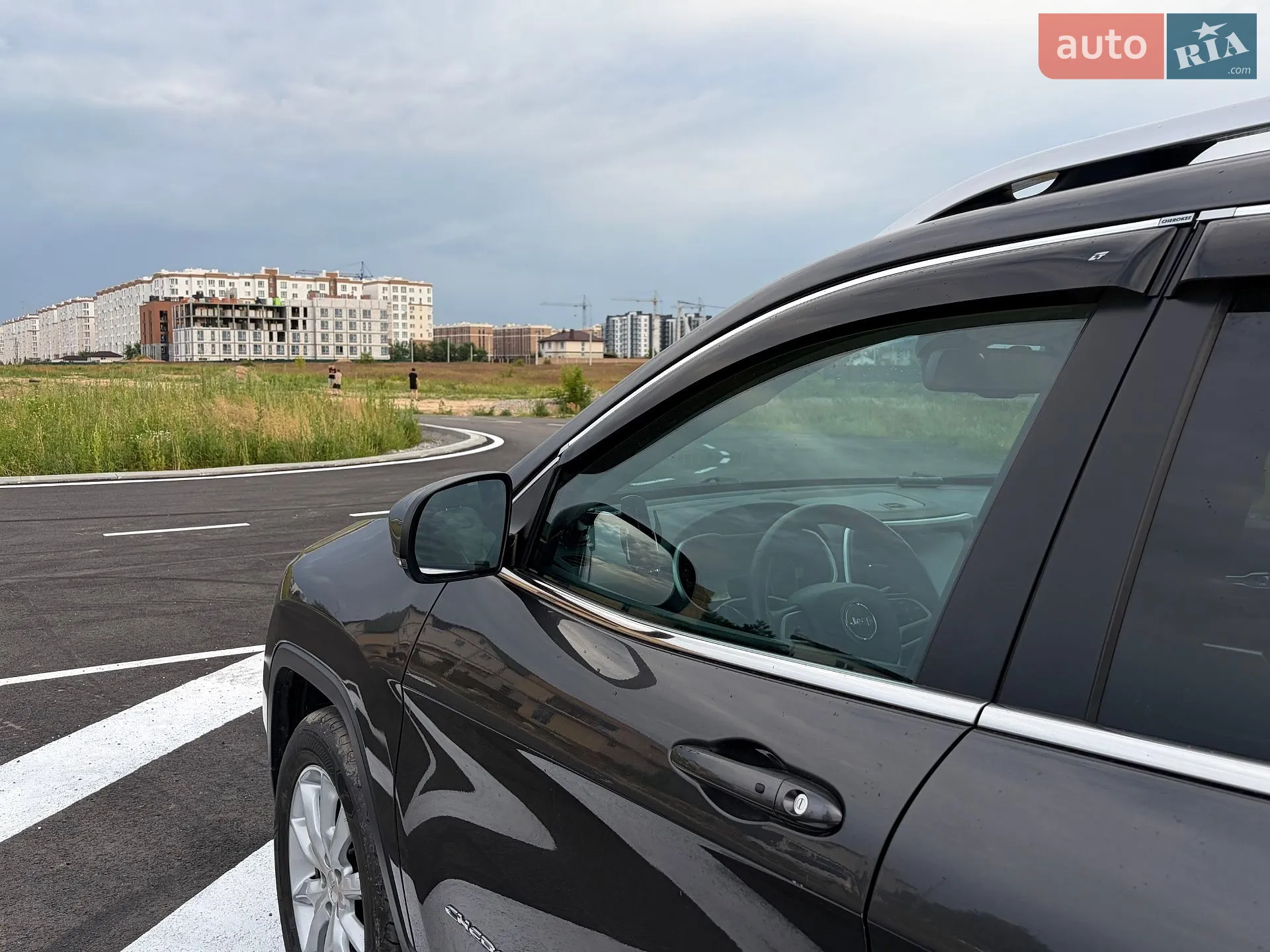 2017 Jeep Cherokee - мініатюра 13