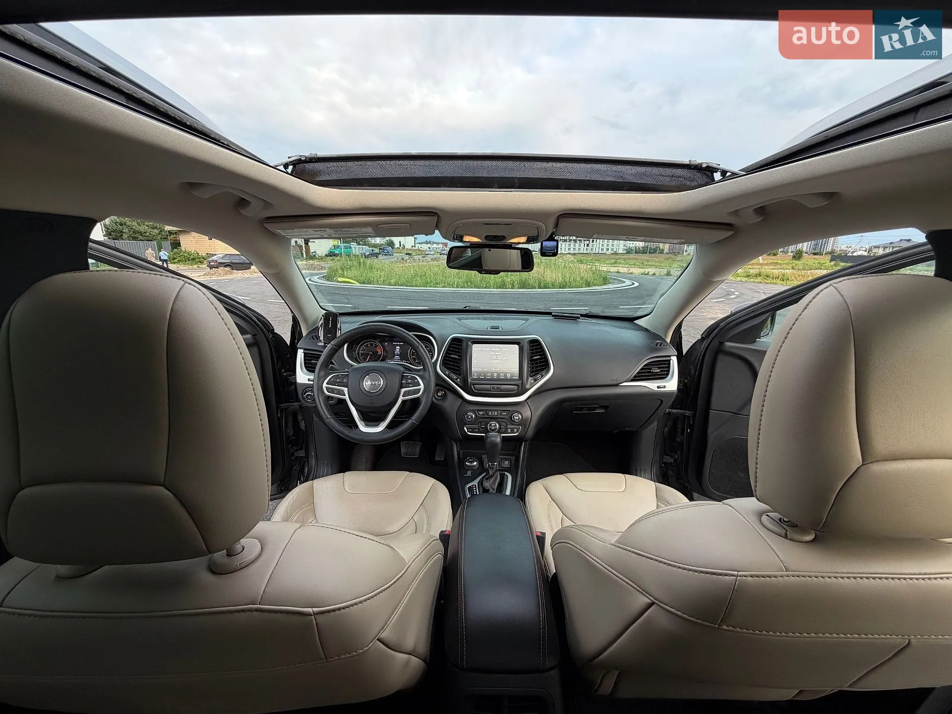 2017 Jeep Cherokee - мініатюра 30