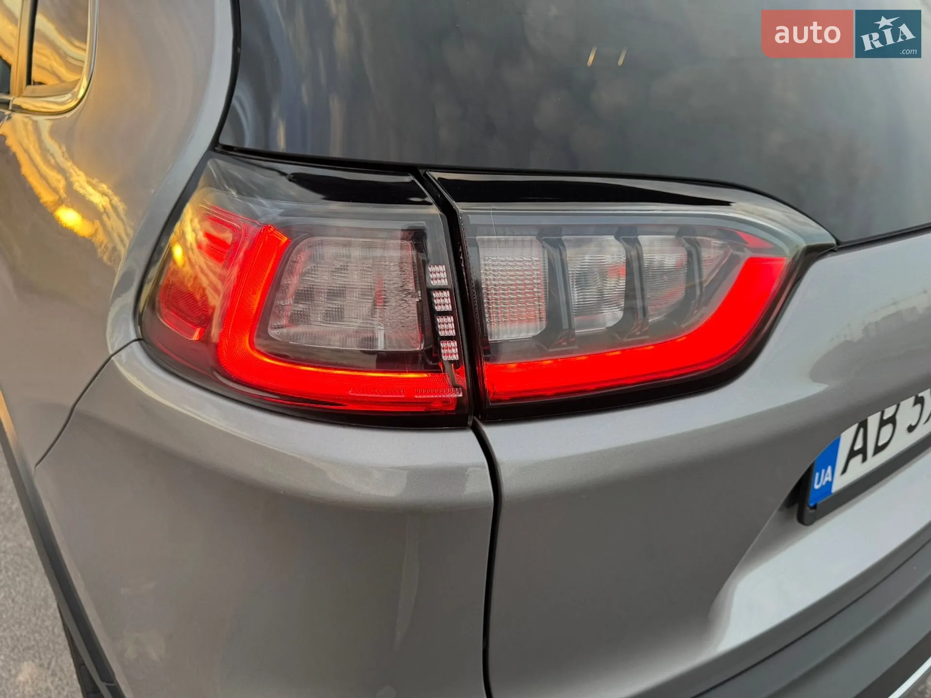2019 Jeep Cherokee - мініатюра 54