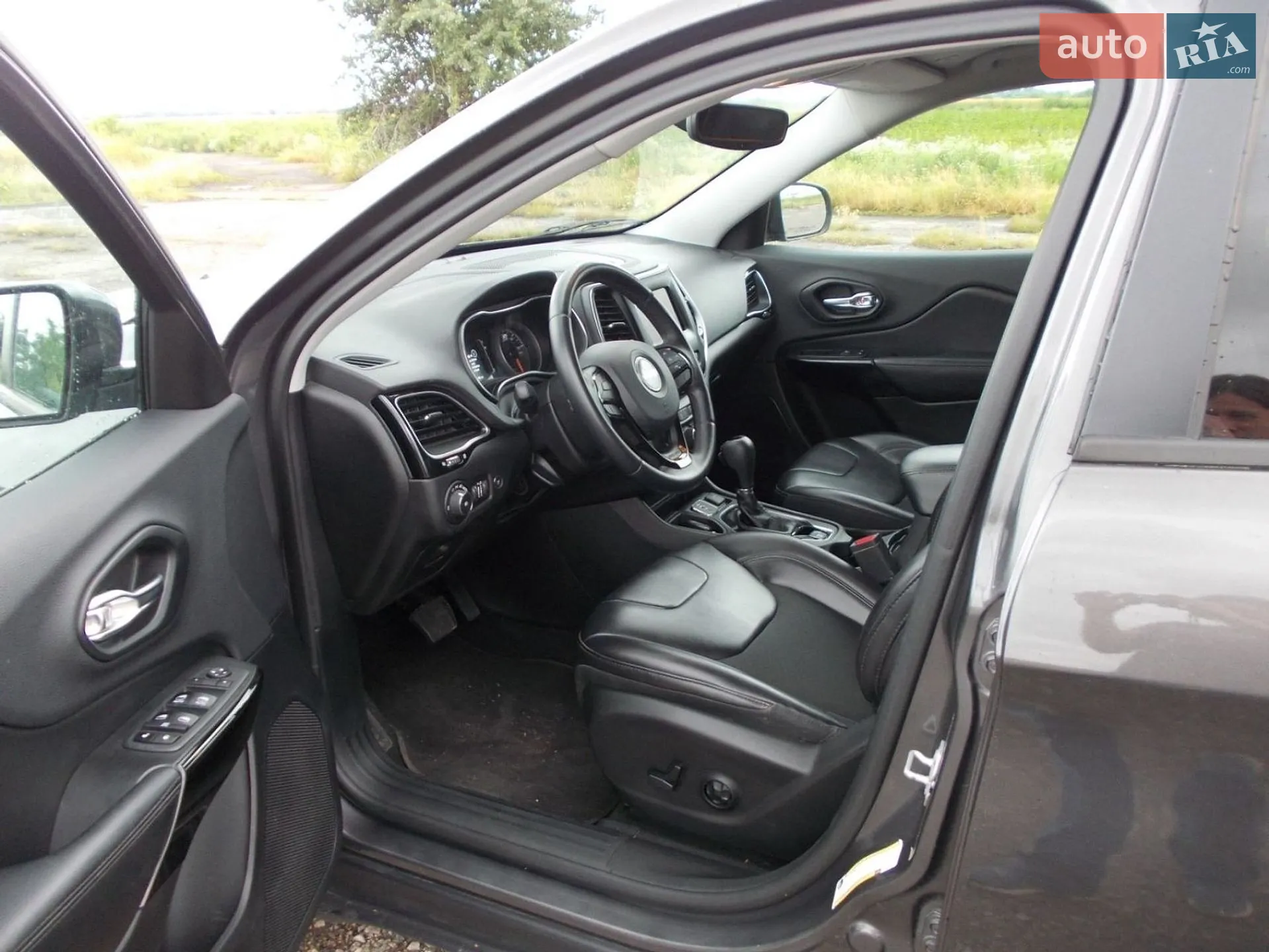 2019 Jeep Cherokee - мініатюра 6