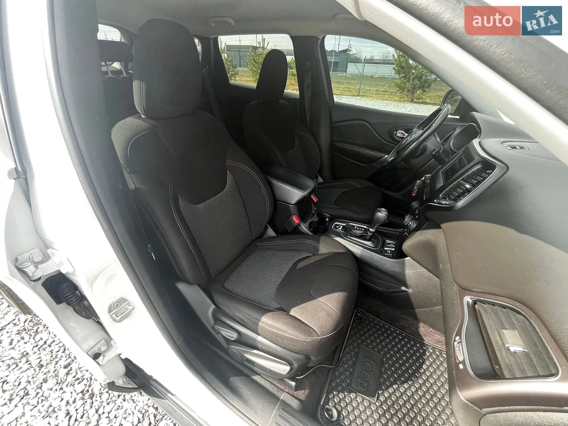 2018 Jeep Cherokee - мініатюра 11