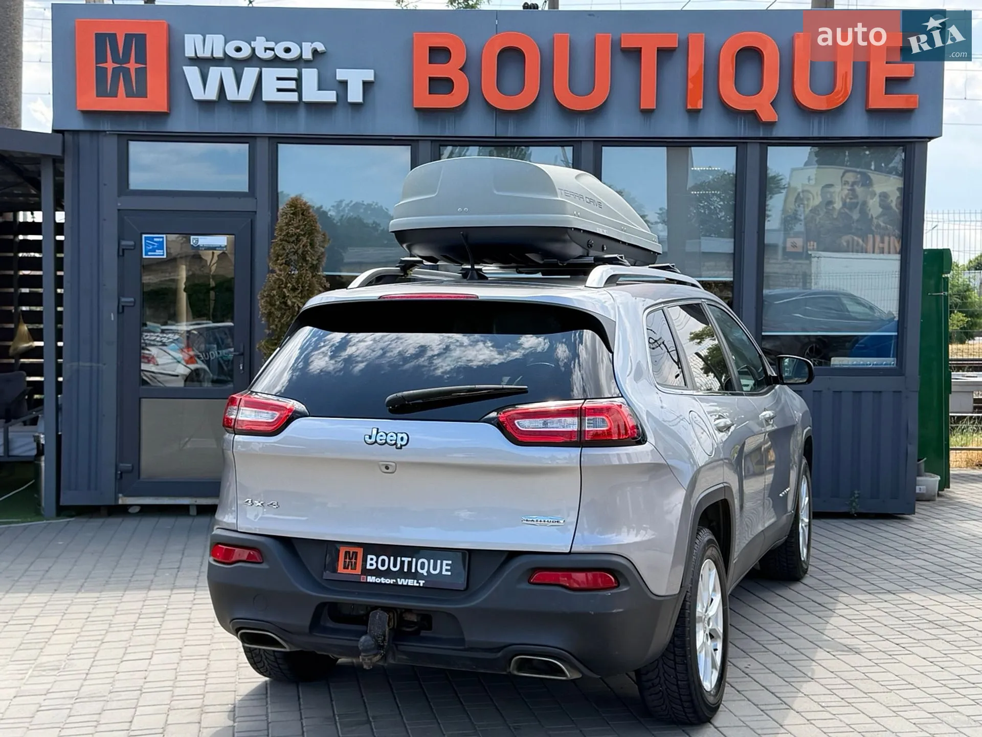 2016 Jeep Cherokee - мініатюра 9