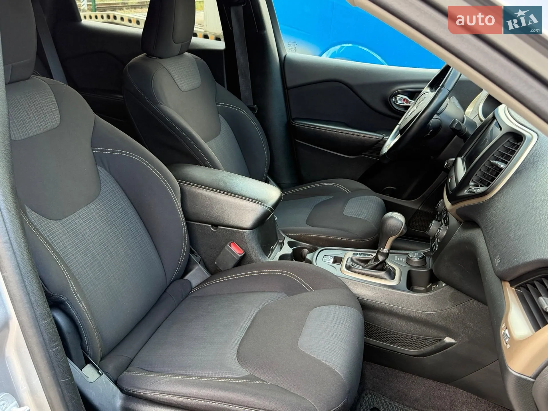 2016 Jeep Cherokee - мініатюра 25