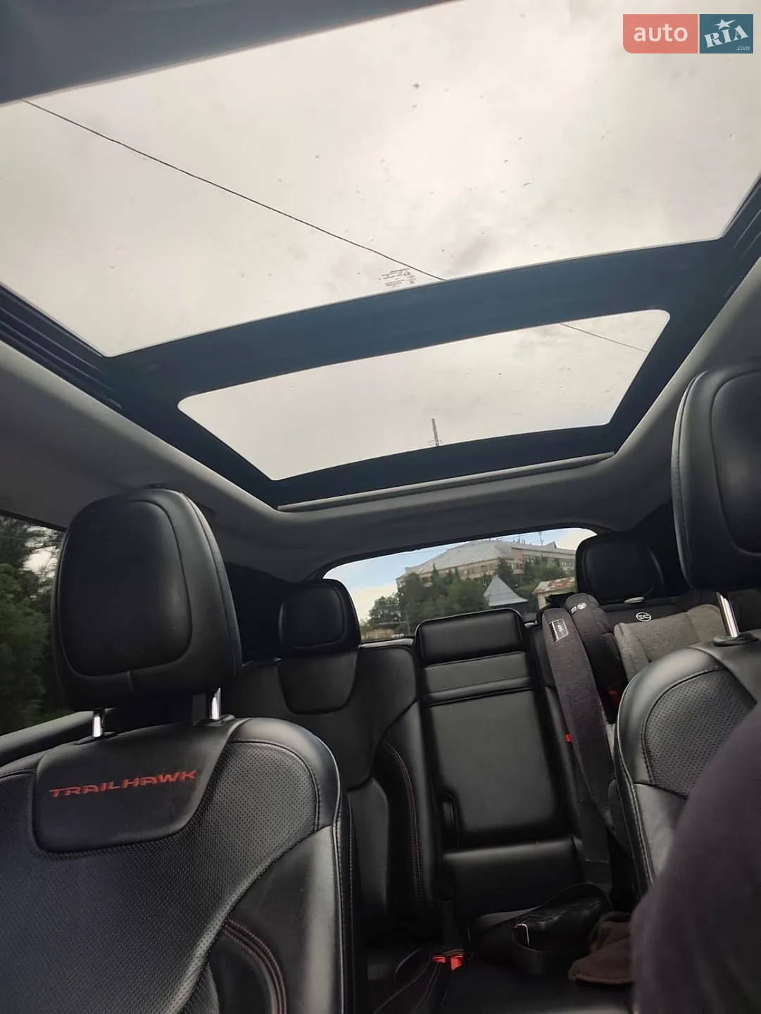 2019 Jeep Cherokee - мініатюра 27
