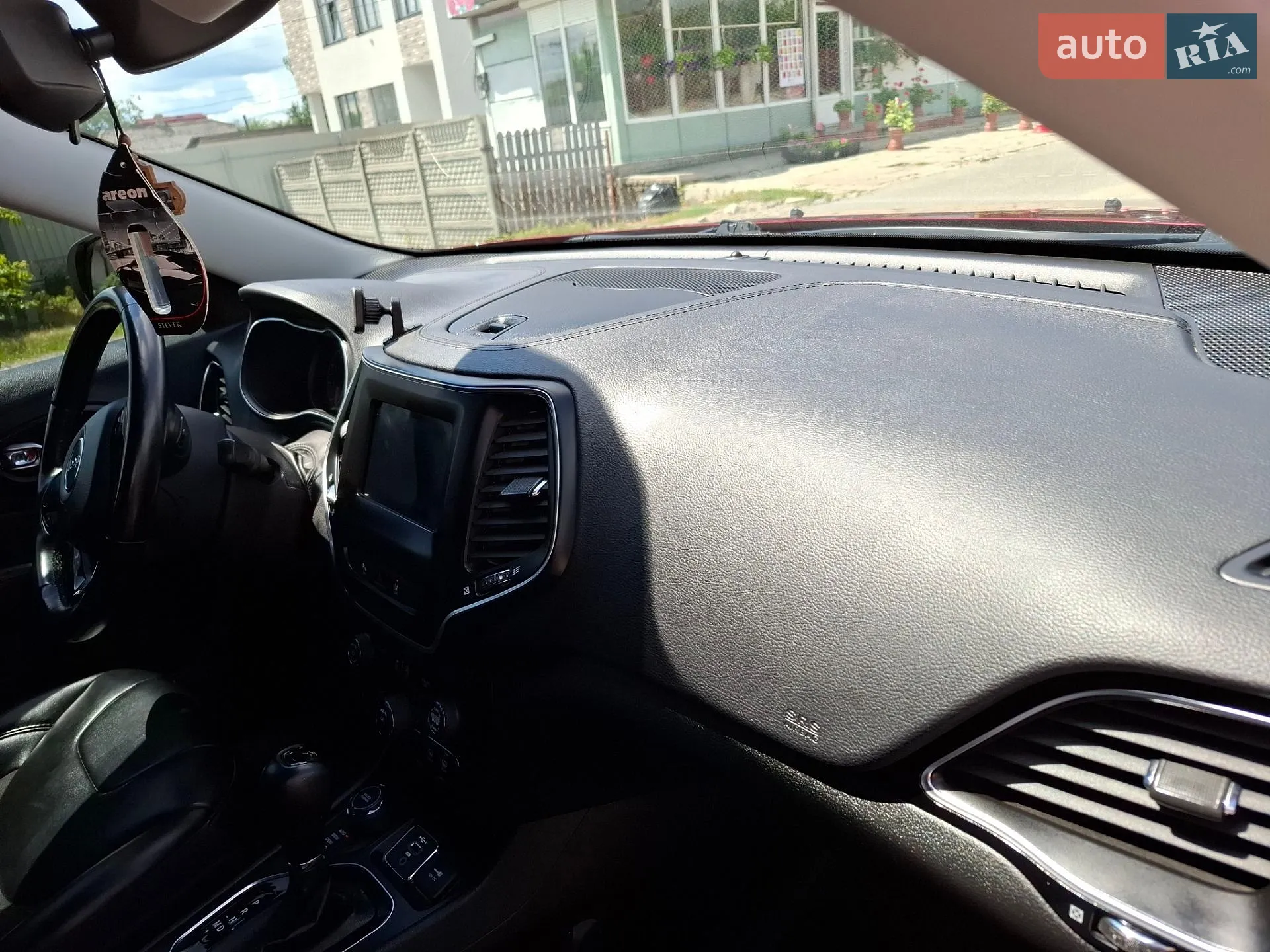 2021 Jeep Cherokee - мініатюра 28