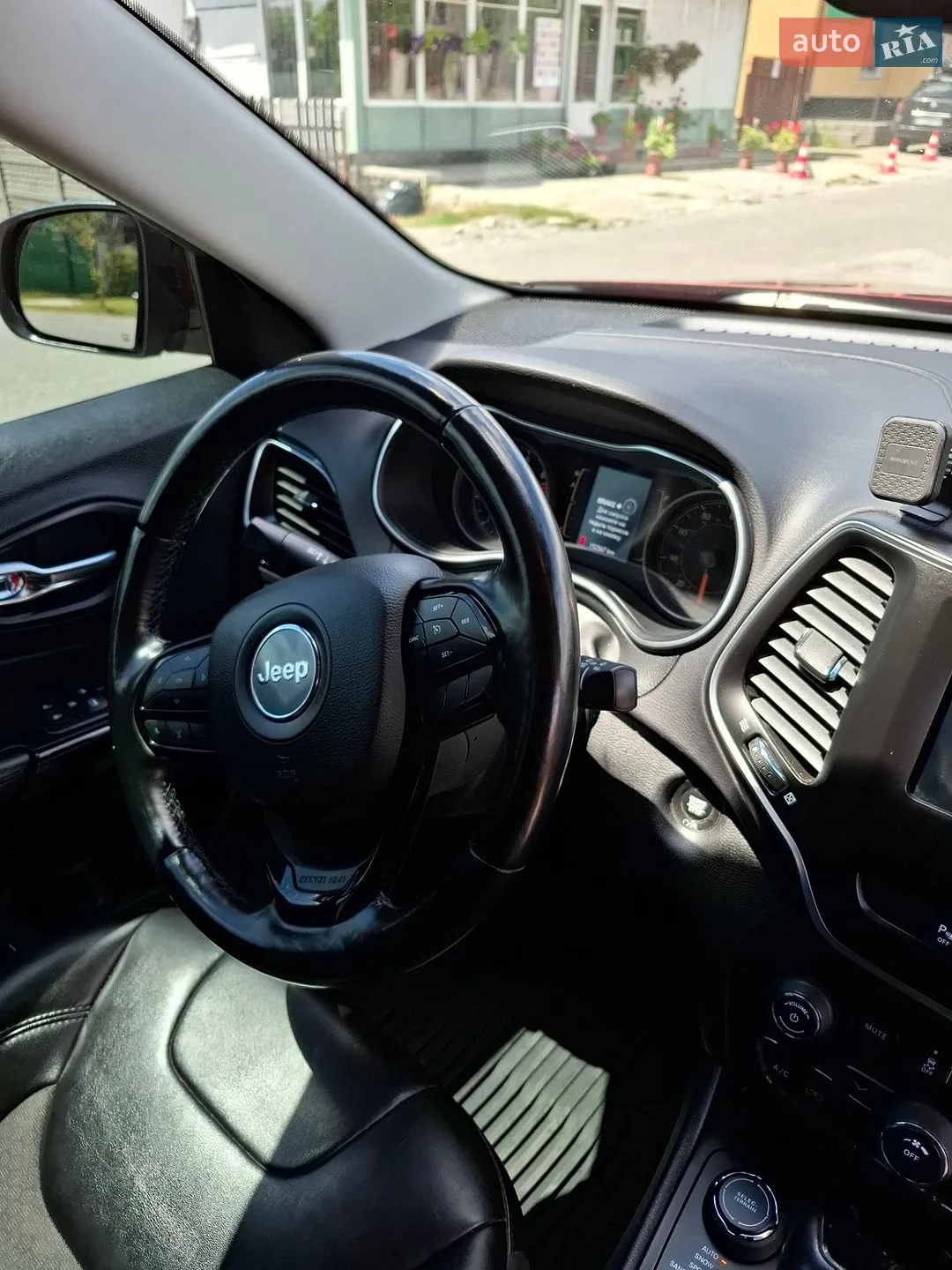2021 Jeep Cherokee - мініатюра 29
