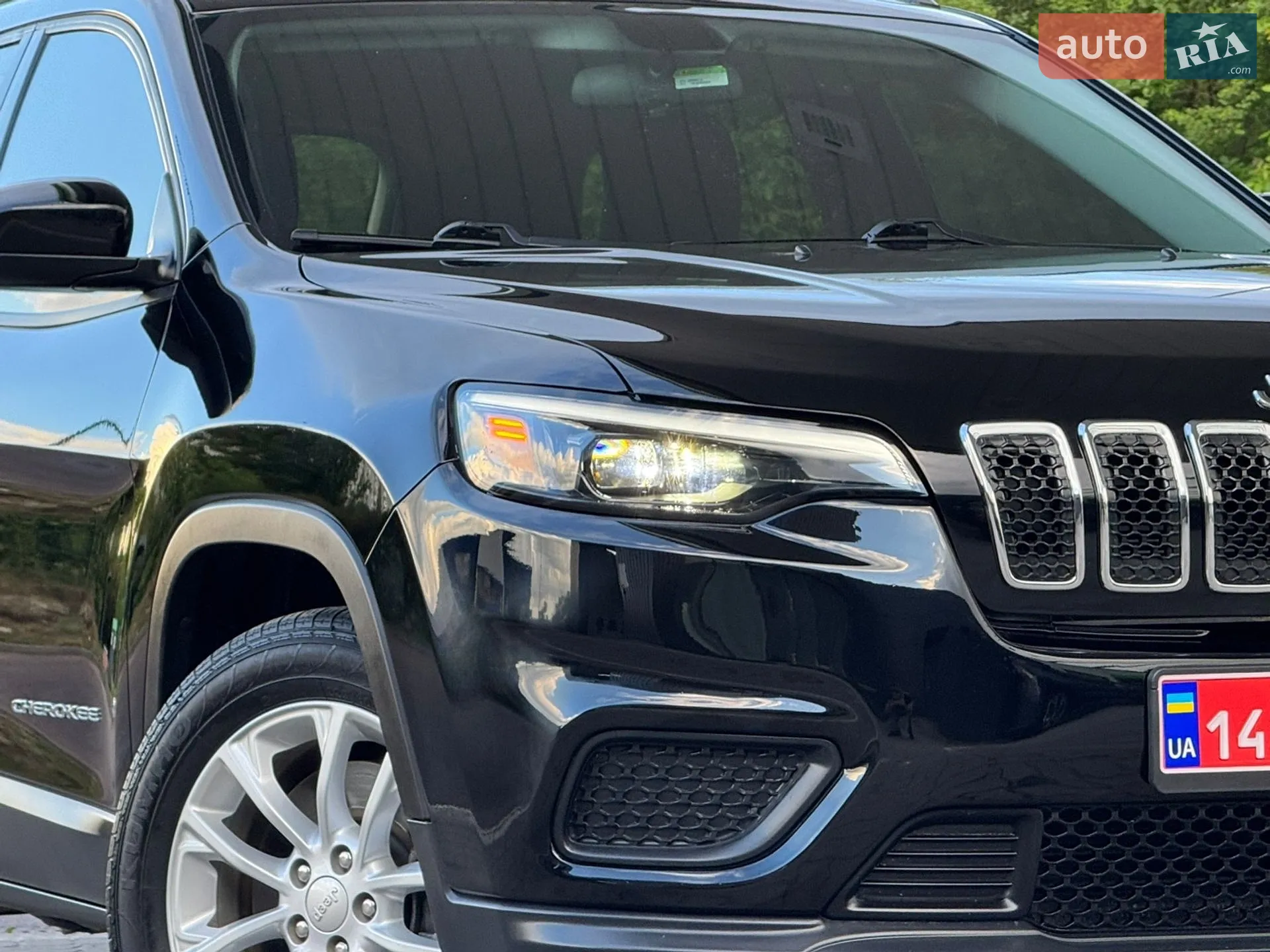 2020 Jeep Cherokee - мініатюра 24